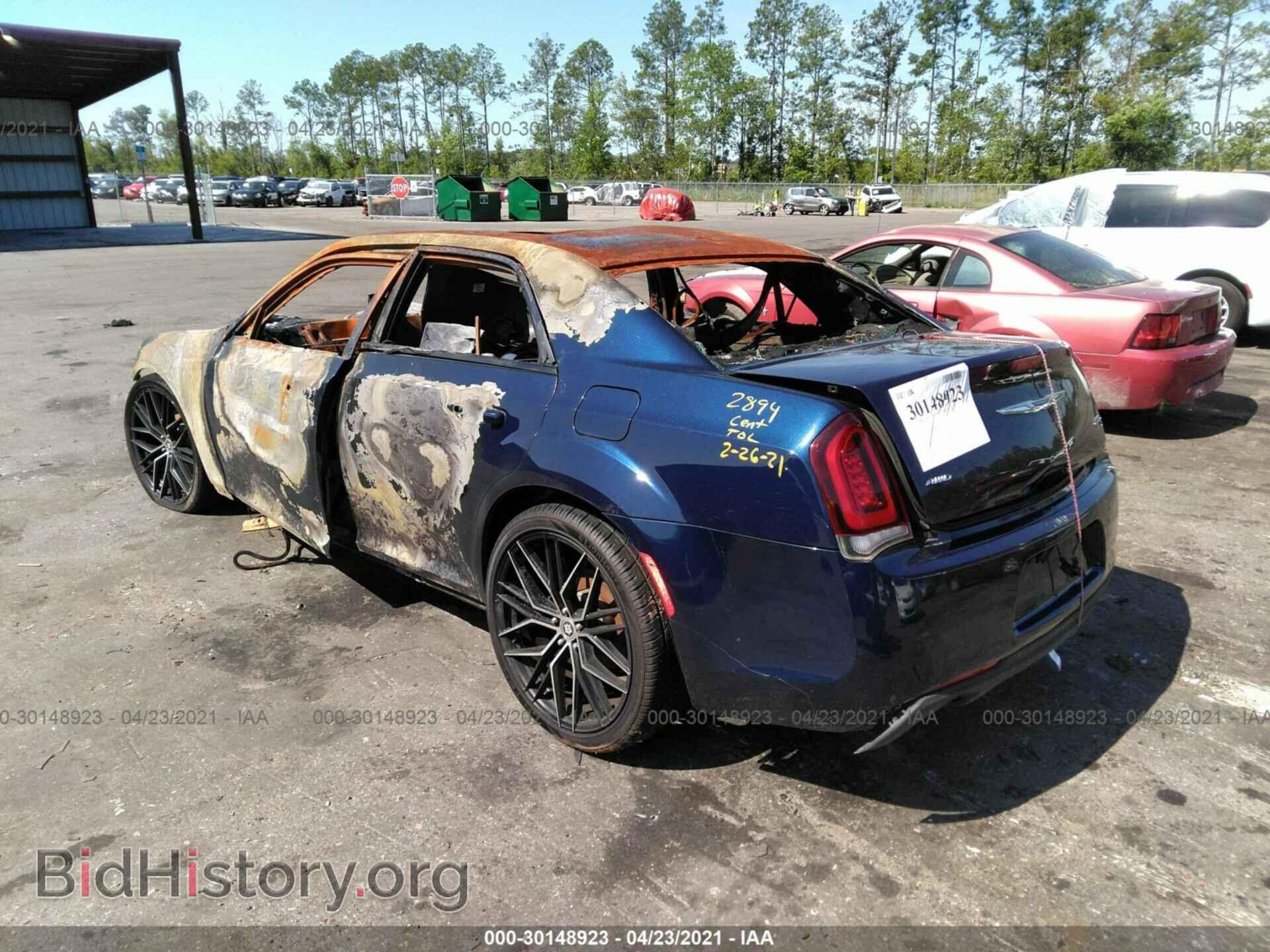 2015 CHRYSLER 300 - VIN: 2C3CCAGG3FH787368 - Фото 3
