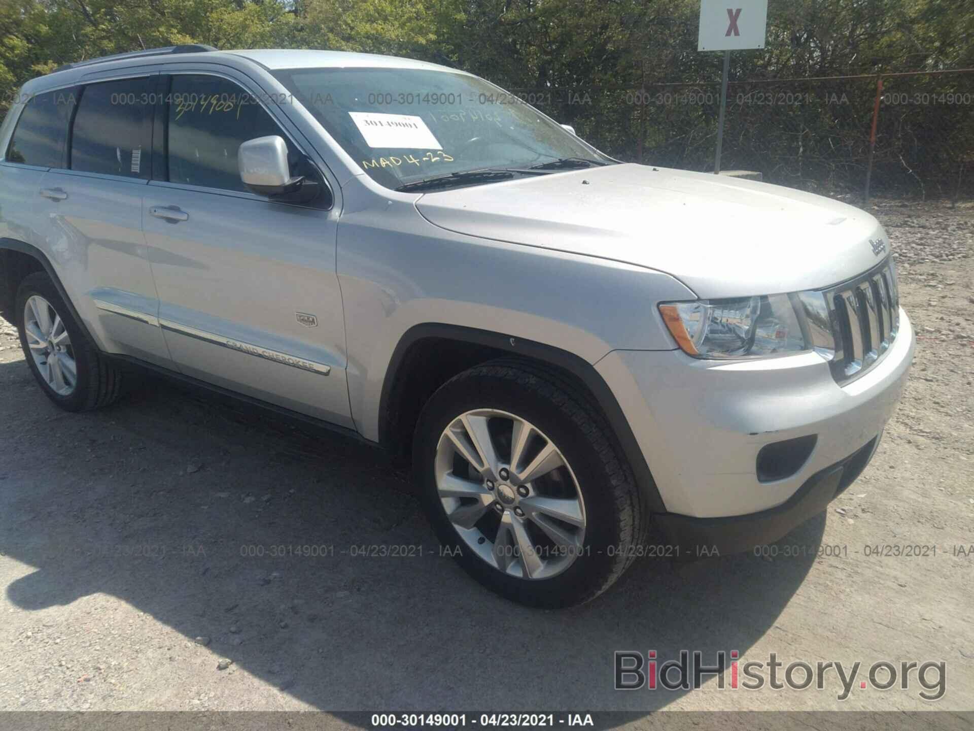 Photo 1J4RR4GG1BC679036 - JEEP GRAND CHEROKEE 2011