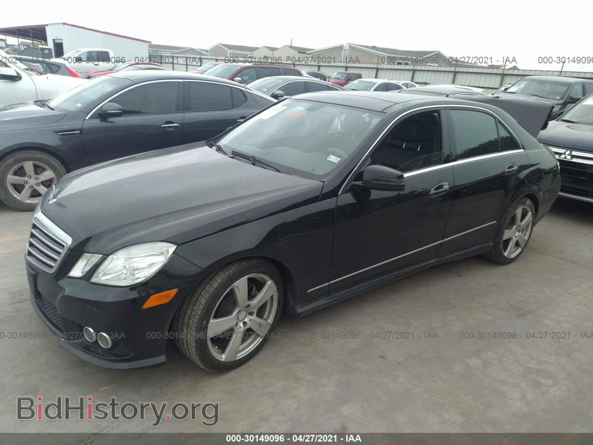 2010 MERCEDES-BENZ E-CLASS - VIN: WDDHF8HB2AA222045 - Фото 2