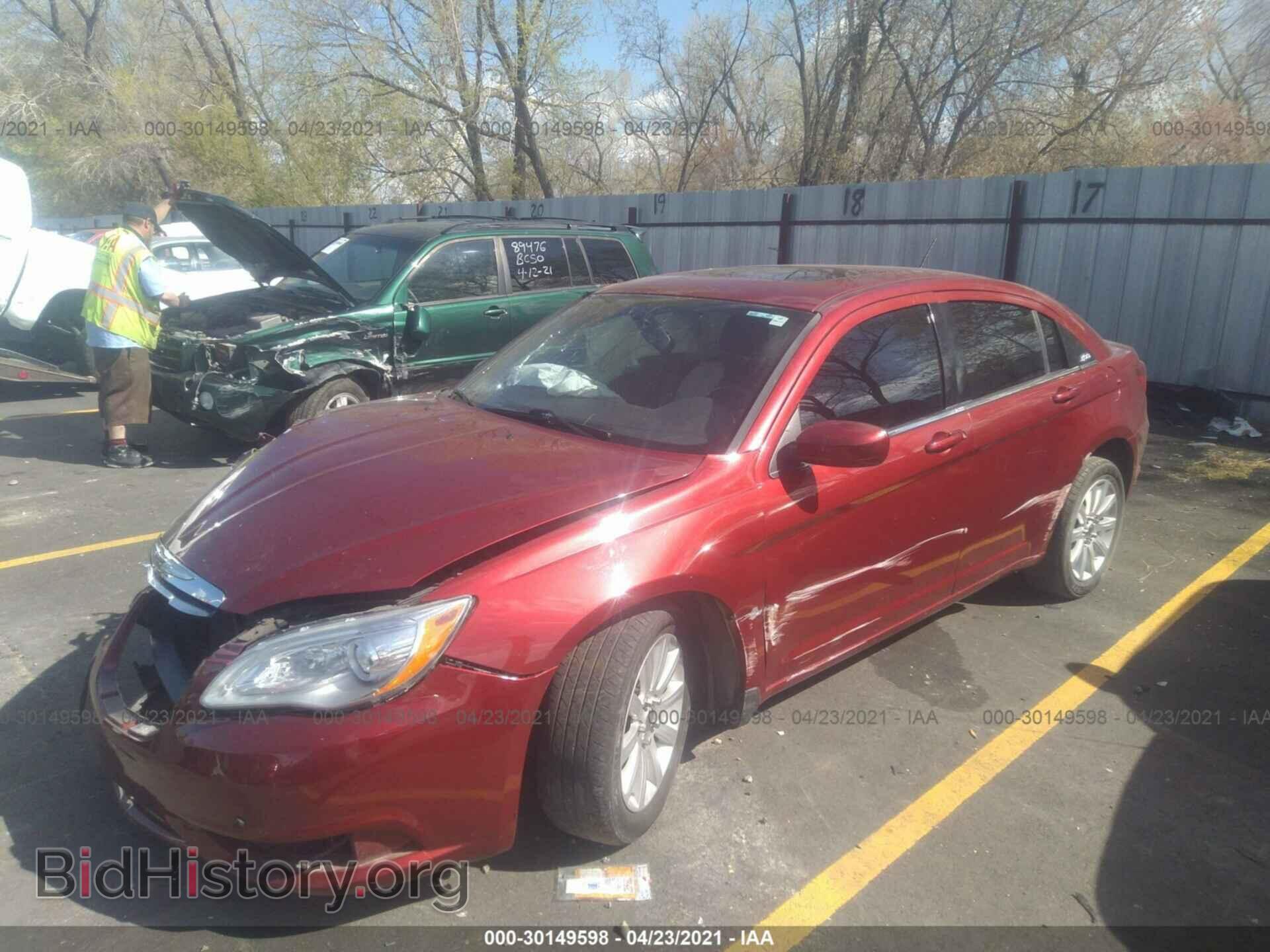 2013 CHRYSLER 200 - VIN: 1C3CCBBB6DN543493 - Photo 2