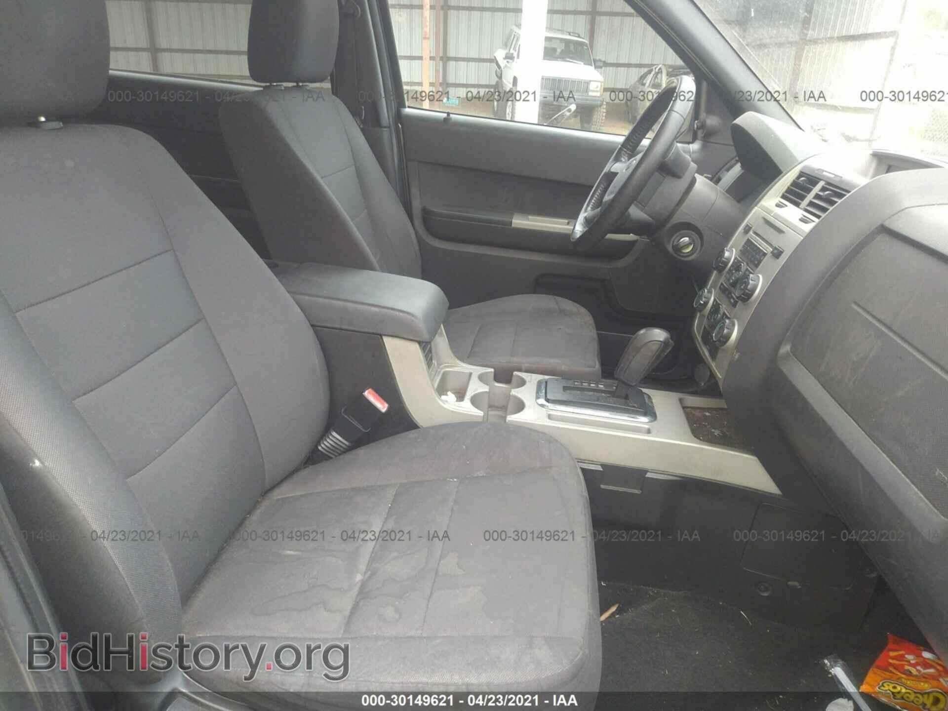 2011 FORD ESCAPE - VIN: 1FMCU0D71BKB35046 - Фото 5