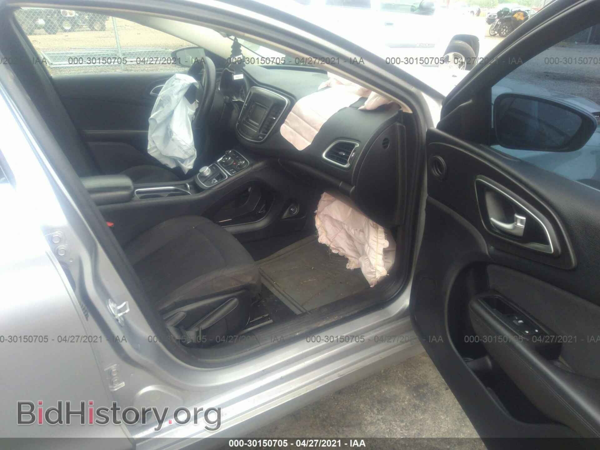 2016 CHRYSLER 200 - VIN: 1C3CCCFB3GN171440 - Фото 5