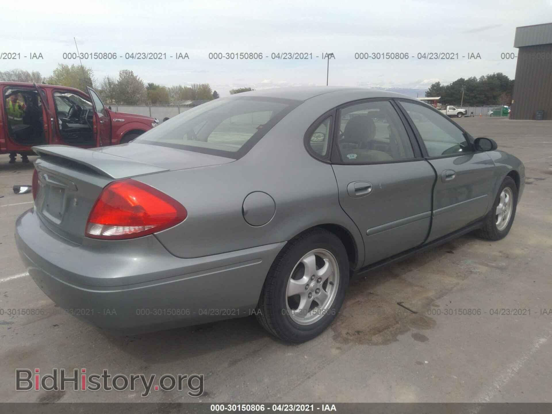 2006 FORD TAURUS - VIN: 1FAFP53U56A219711 - Фото 4
