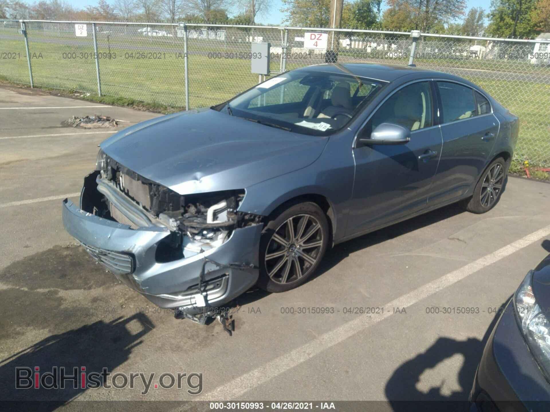 2017 VOLVO S60 - VIN: LYV402TK7HB126235 - Фото 2