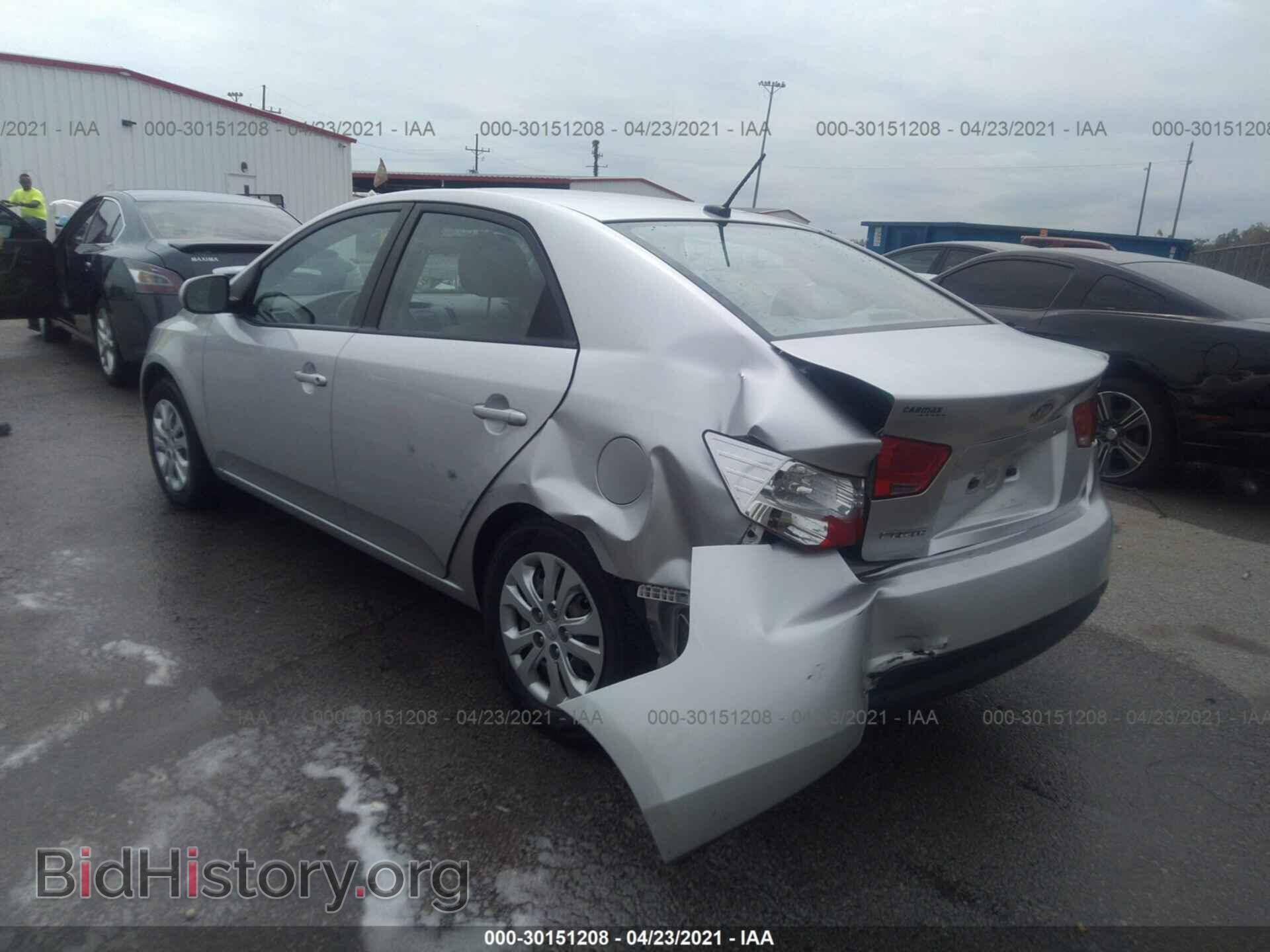 2011 KIA FORTE - VIN: KNAFT4A29B5378409 - Фото 3