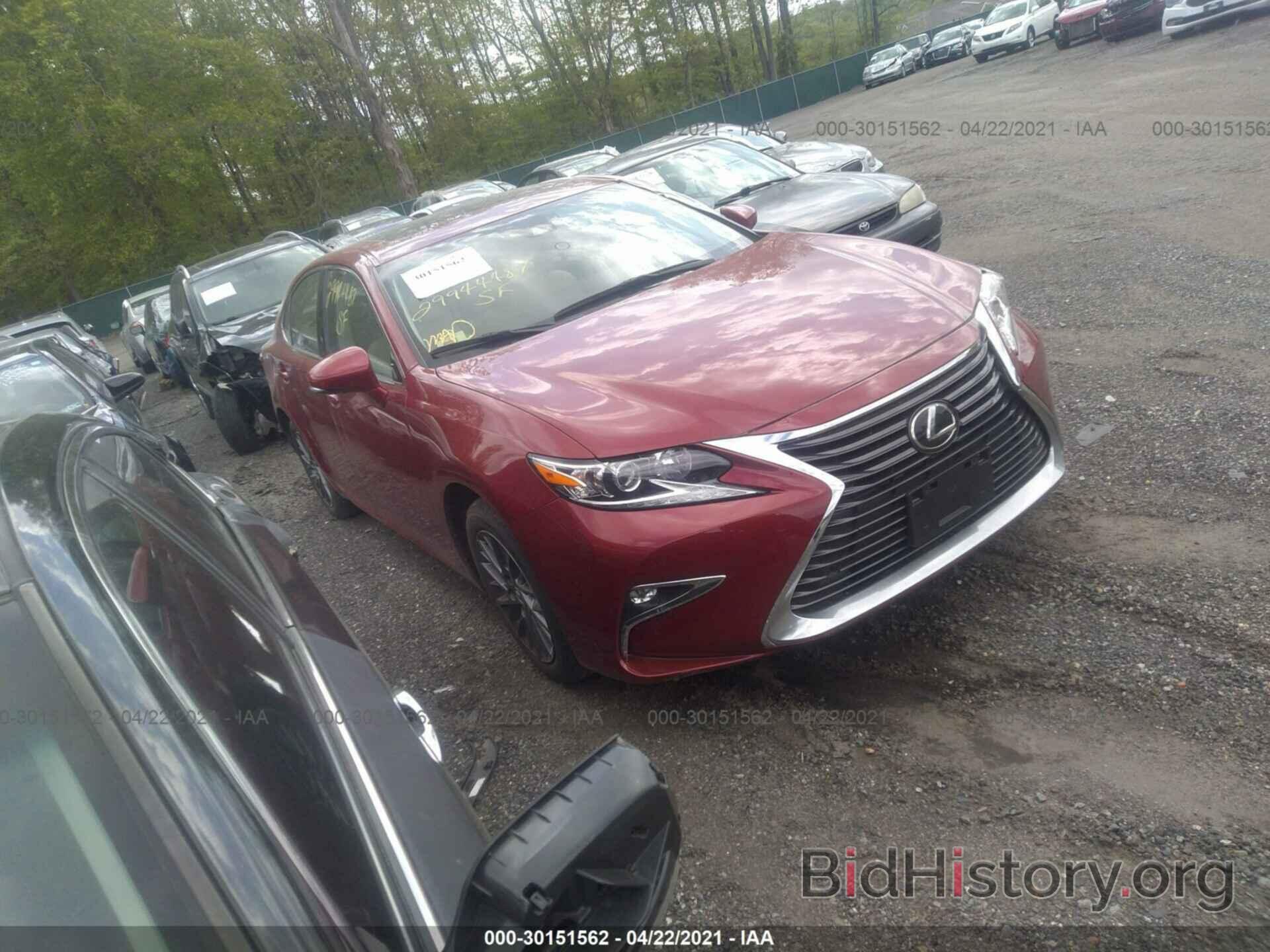 Photo 58ABK1GG8JU092369 - LEXUS ES 2018