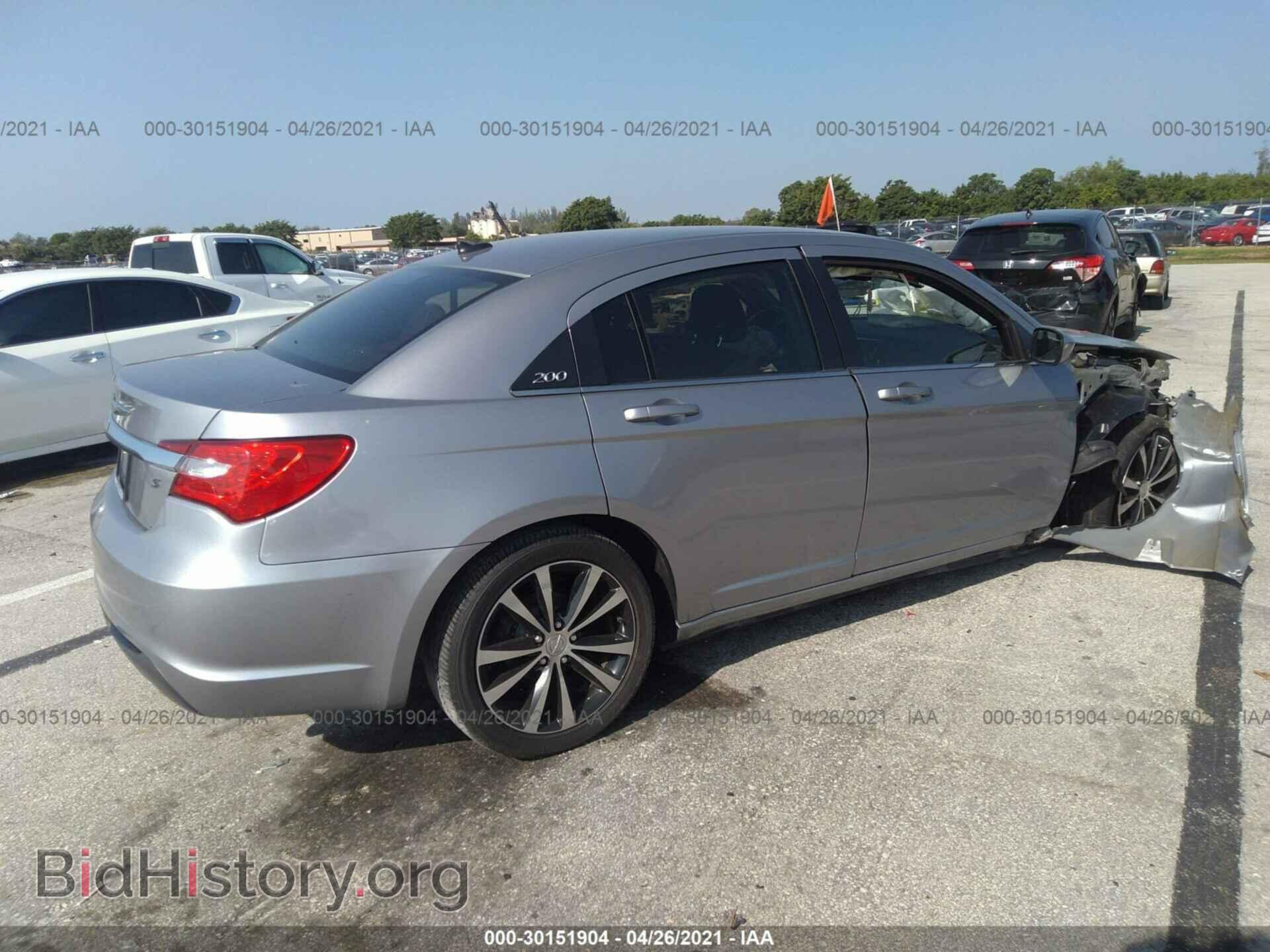 2013 CHRYSLER 200 - VIN: 1C3CCBBG6DN720510 - Фото 4