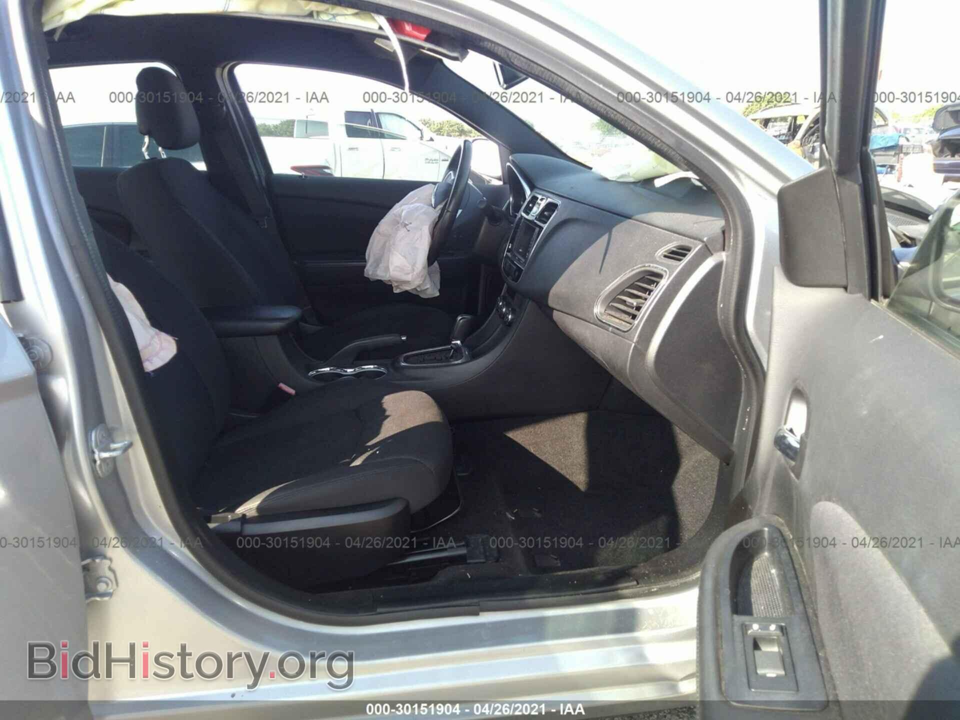 2013 CHRYSLER 200 - VIN: 1C3CCBBG6DN720510 - Фото 5