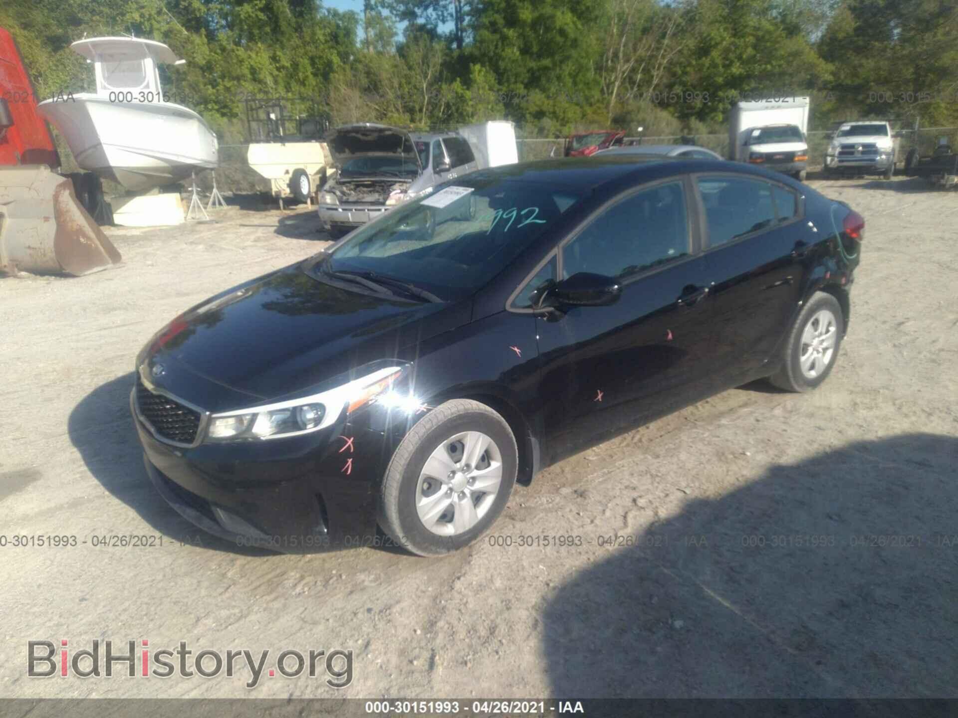2017 KIA FORTE - VIN: 3KPFK4A74HE127053 - Фото 2