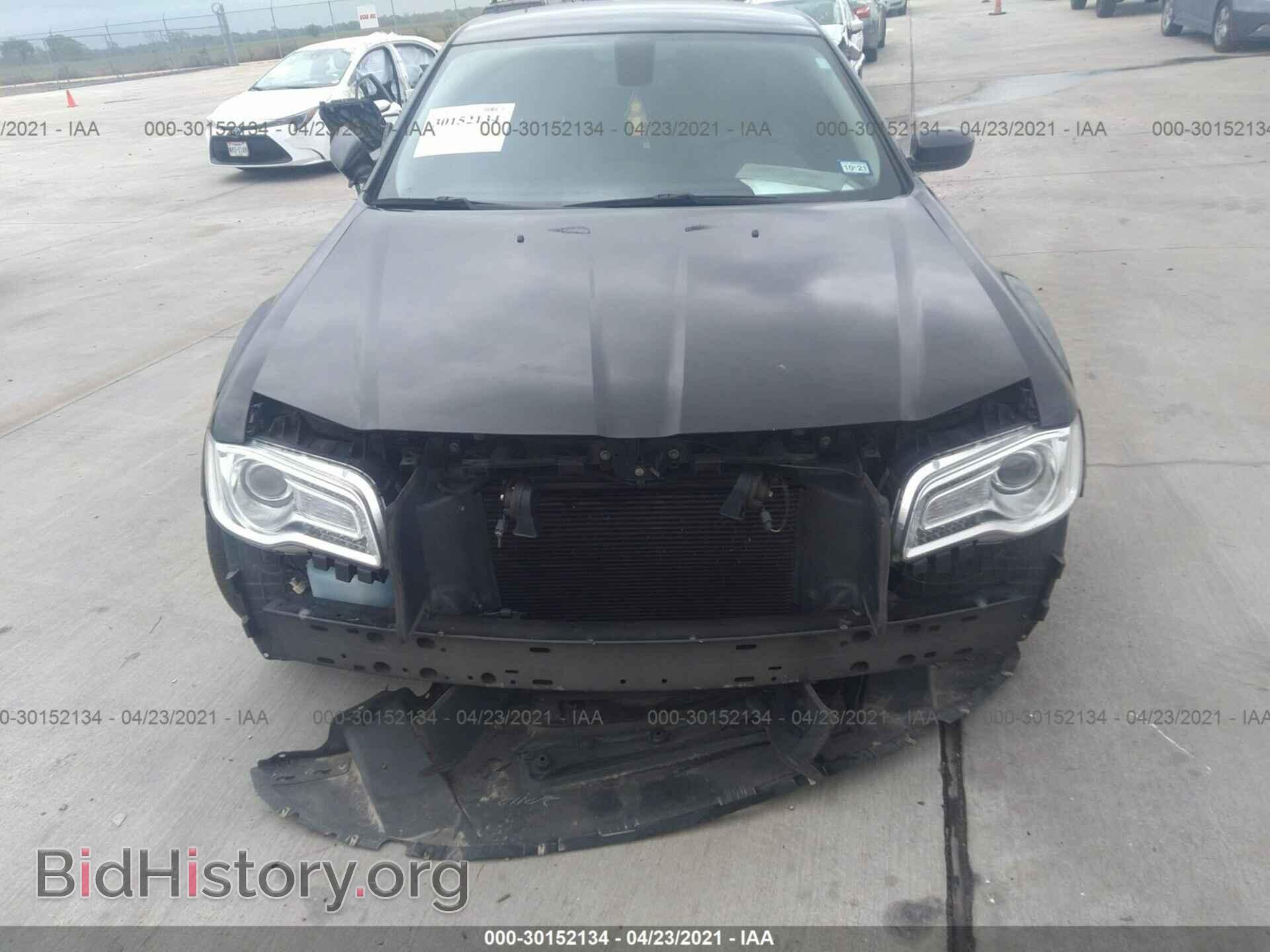 2017 CHRYSLER 300 - VIN: 2C3CCAAG9HH647109 - Фото 6