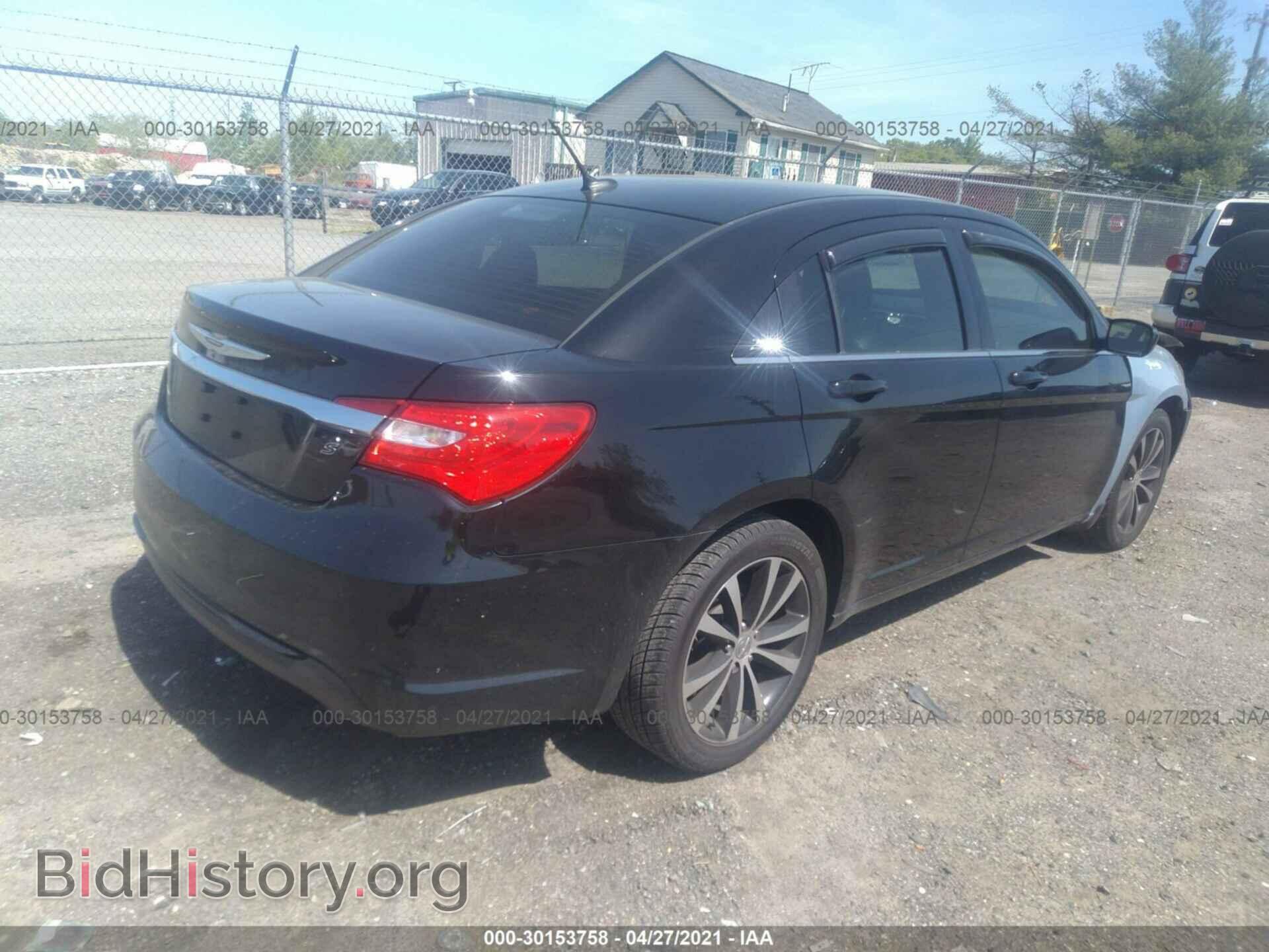 2013 CHRYSLER 200 - VIN: 1C3CCBCG5DN553877 - Фото 4