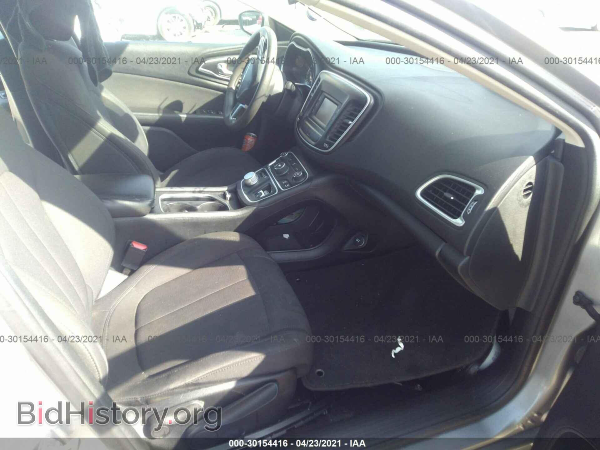 2016 CHRYSLER 200 - VIN: 1C3CCCAB4GN145629 - Фото 5