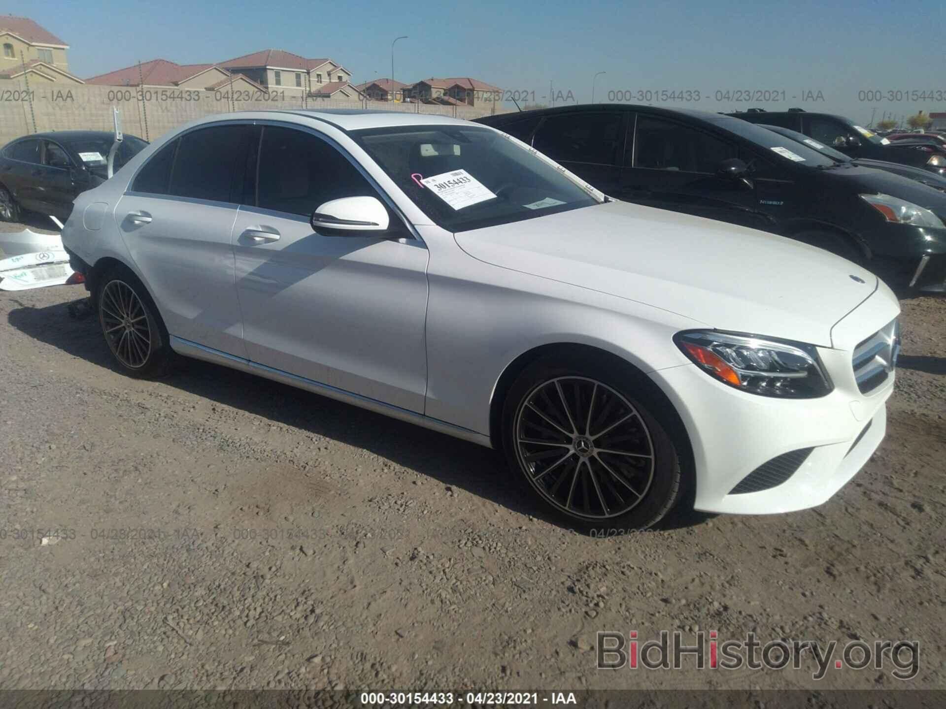 Photo WDDWF8DB6KR483923 - MERCEDES-BENZ C-CLASS 2019