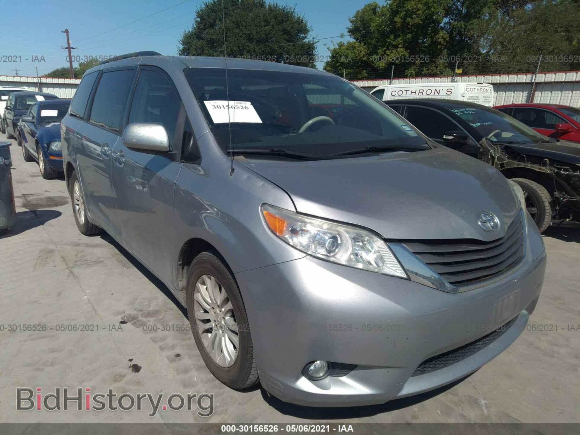 Photo 5TDYK3DC3CS252152 - TOYOTA SIENNA 2012