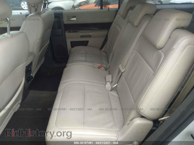 2011 Ford FLEX (VIN 2FMGK5CC1BBD30996) — фото 8 из 11