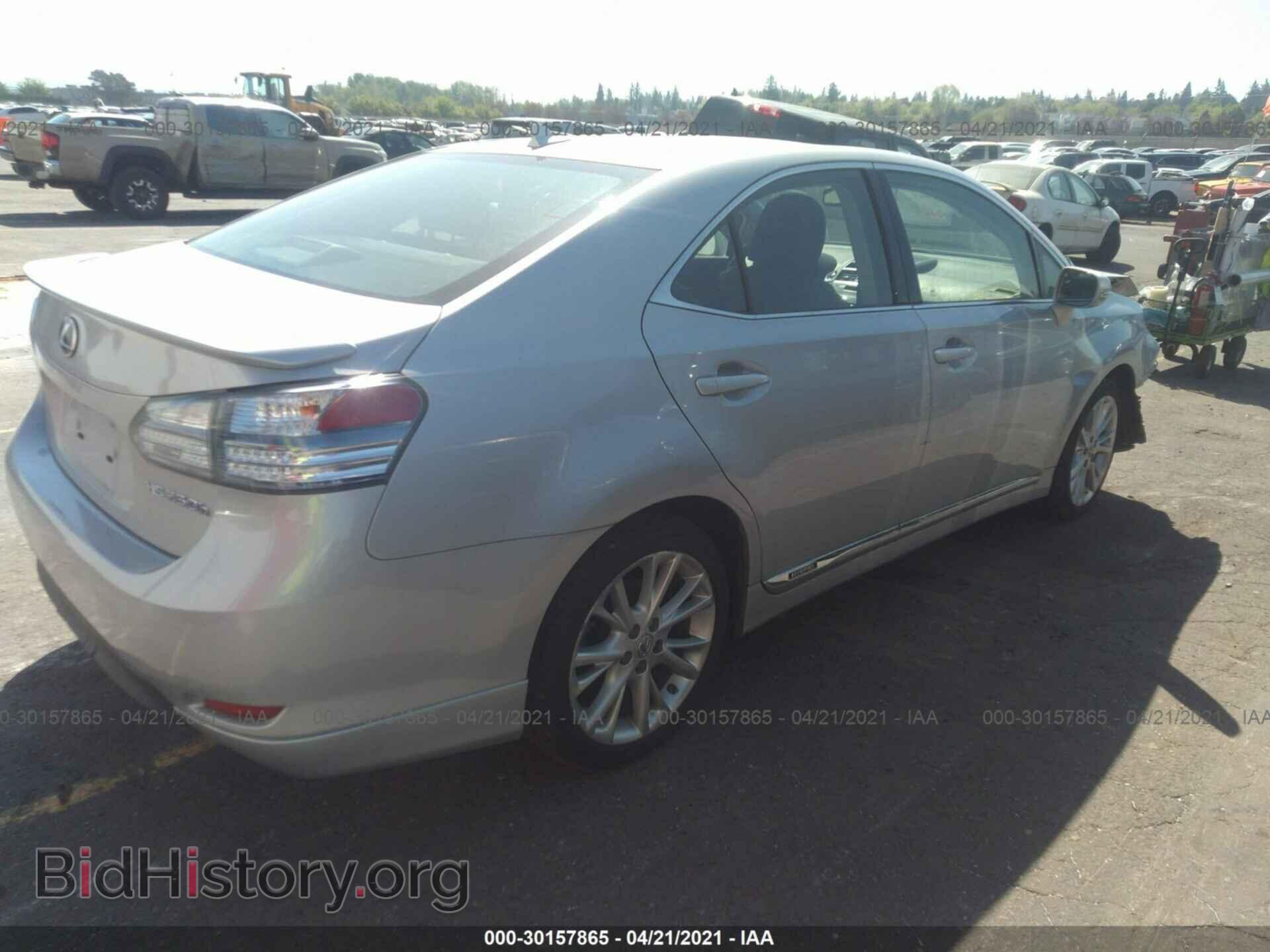 2011 LEXUS HS 250H - VIN: JTHBB1BA7B2045604 - Photo 4