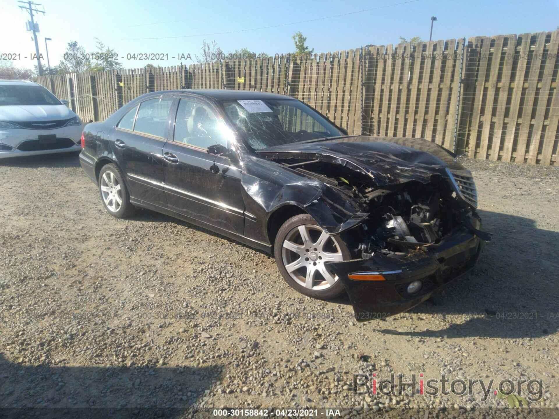 Photo WDBUF87X88B253275 - MERCEDES-BENZ E-CLASS 2008