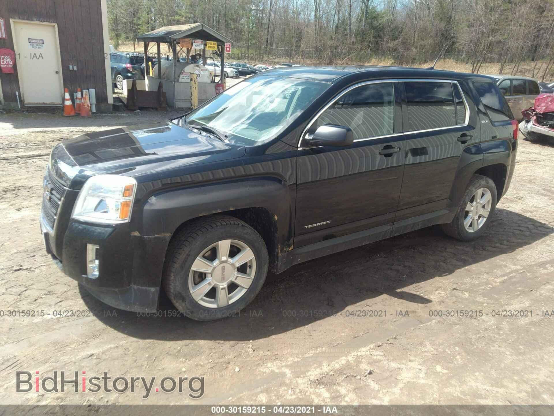 2011 GMC TERRAIN - VIN: 2CTFLREC1B6370932 - Фото 2