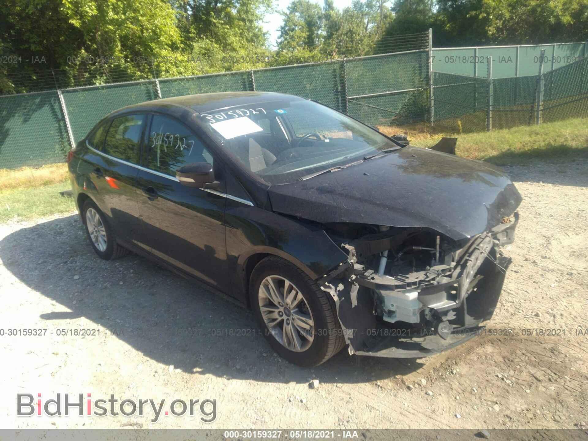 Photo 1FAHP3H21CL107444 - FORD FOCUS 2012