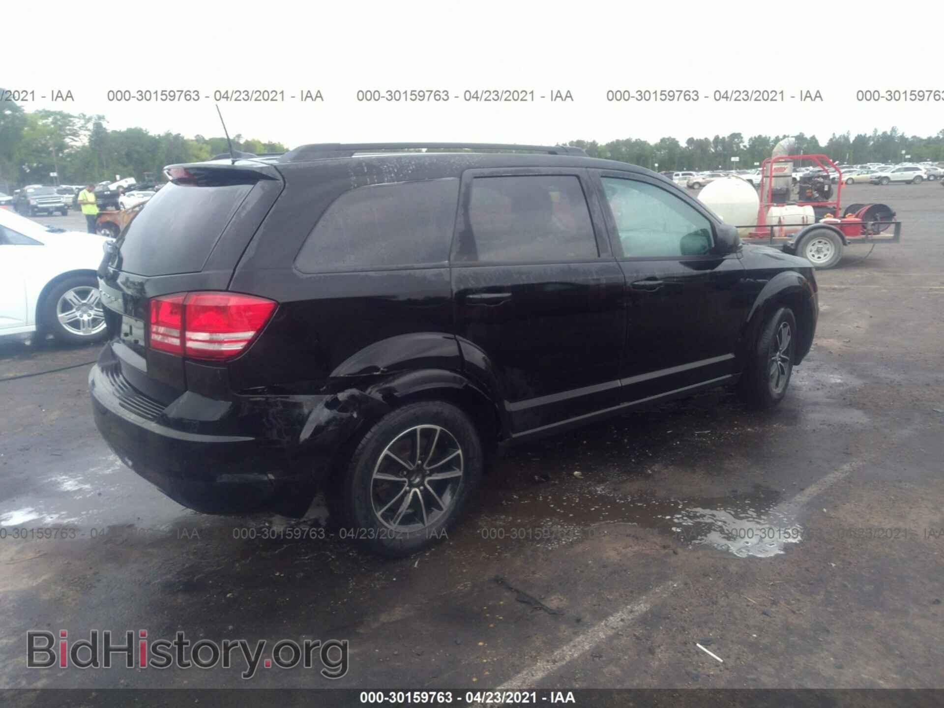 2018 DODGE JOURNEY - VIN: 3C4PDCAB6JT444282 - Фото 4