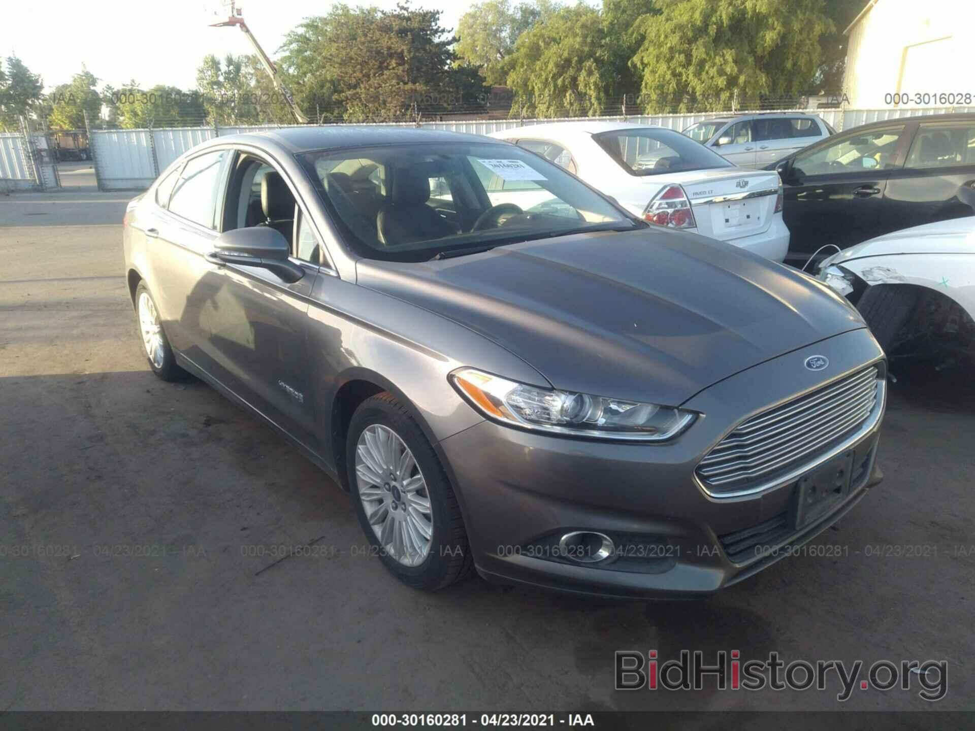 Photo 3FA6P0LU5DR178602 - FORD FUSION 2013