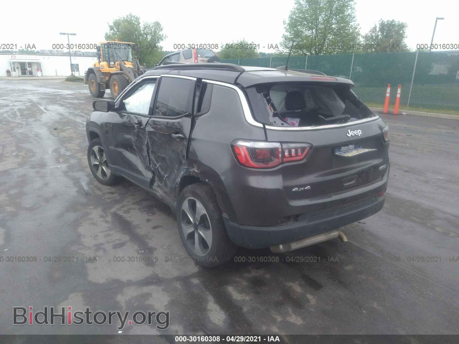 2017 JEEP COMPASS - VIN: 3C4NJDBB0HT636313 - Фото 3