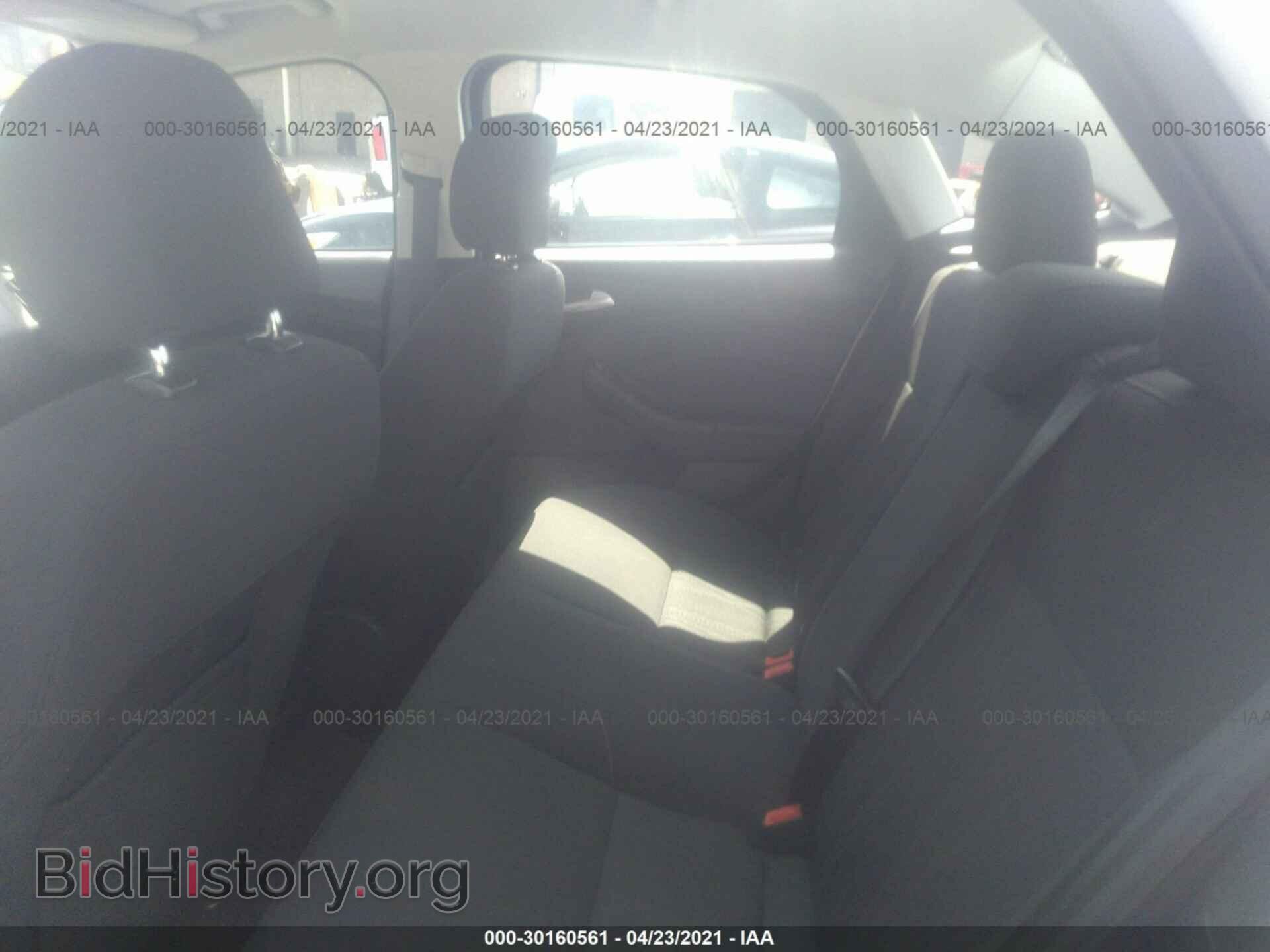 2016 FORD FOCUS - VIN: 1FADP3F21GL221614 - Photo 8