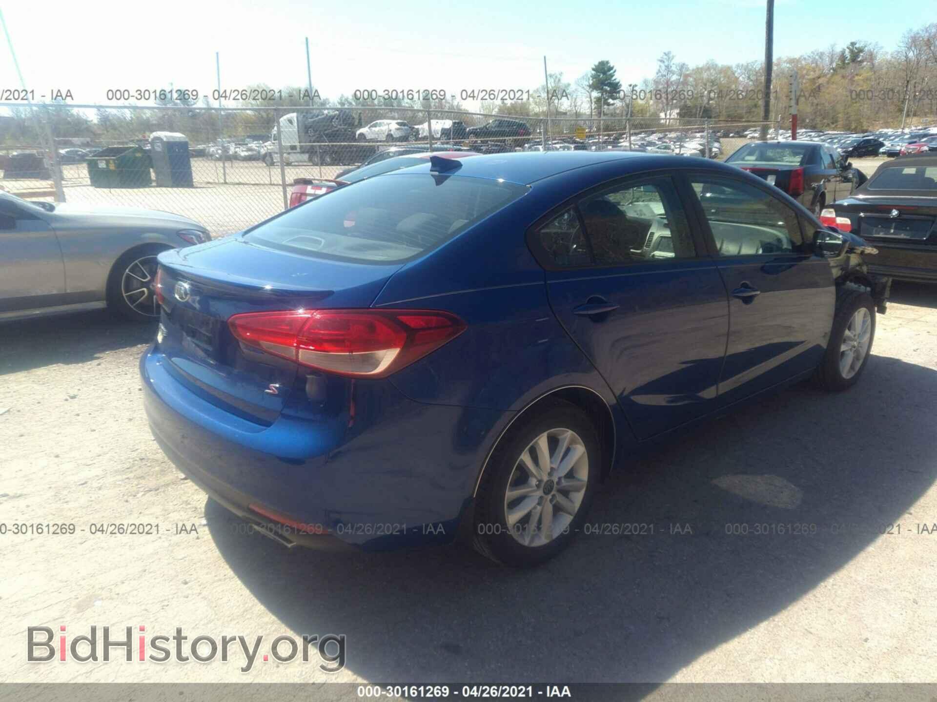 2017 KIA FORTE - VIN: 3KPFL4A76HE101423 - Фото 4