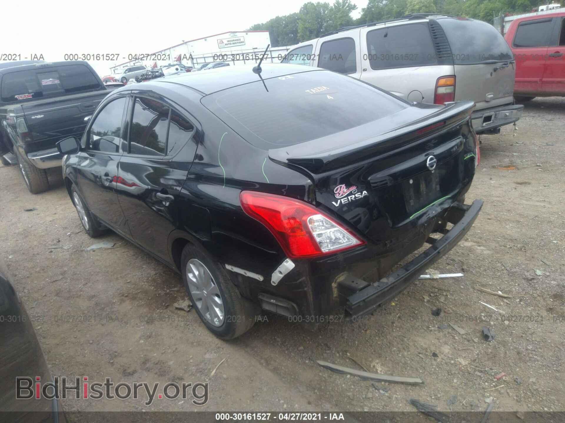 2016 NISSAN VERSA - VIN: 3N1CN7AP1GL916415 - Фото 3
