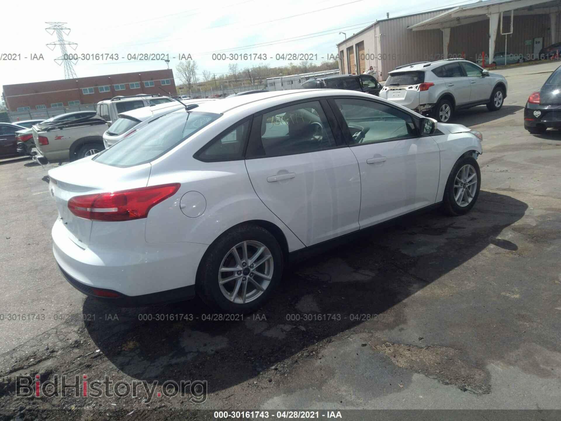 2017 FORD FOCUS - VIN: 1FADP3F22HL347966 - Фото 4