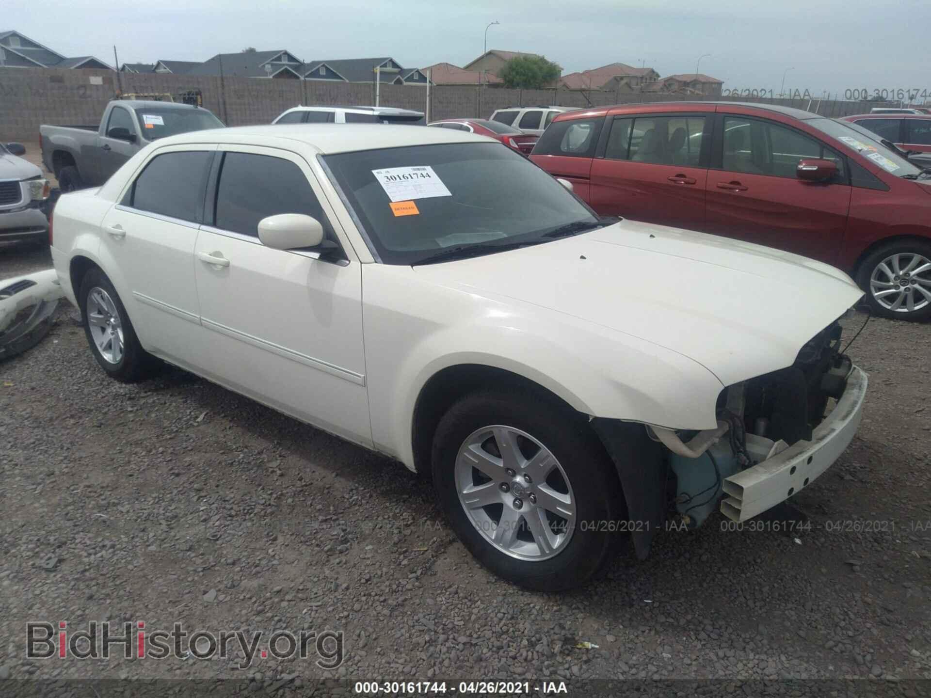 Photo 2C3KA53G36H384666 - CHRYSLER 300 2006