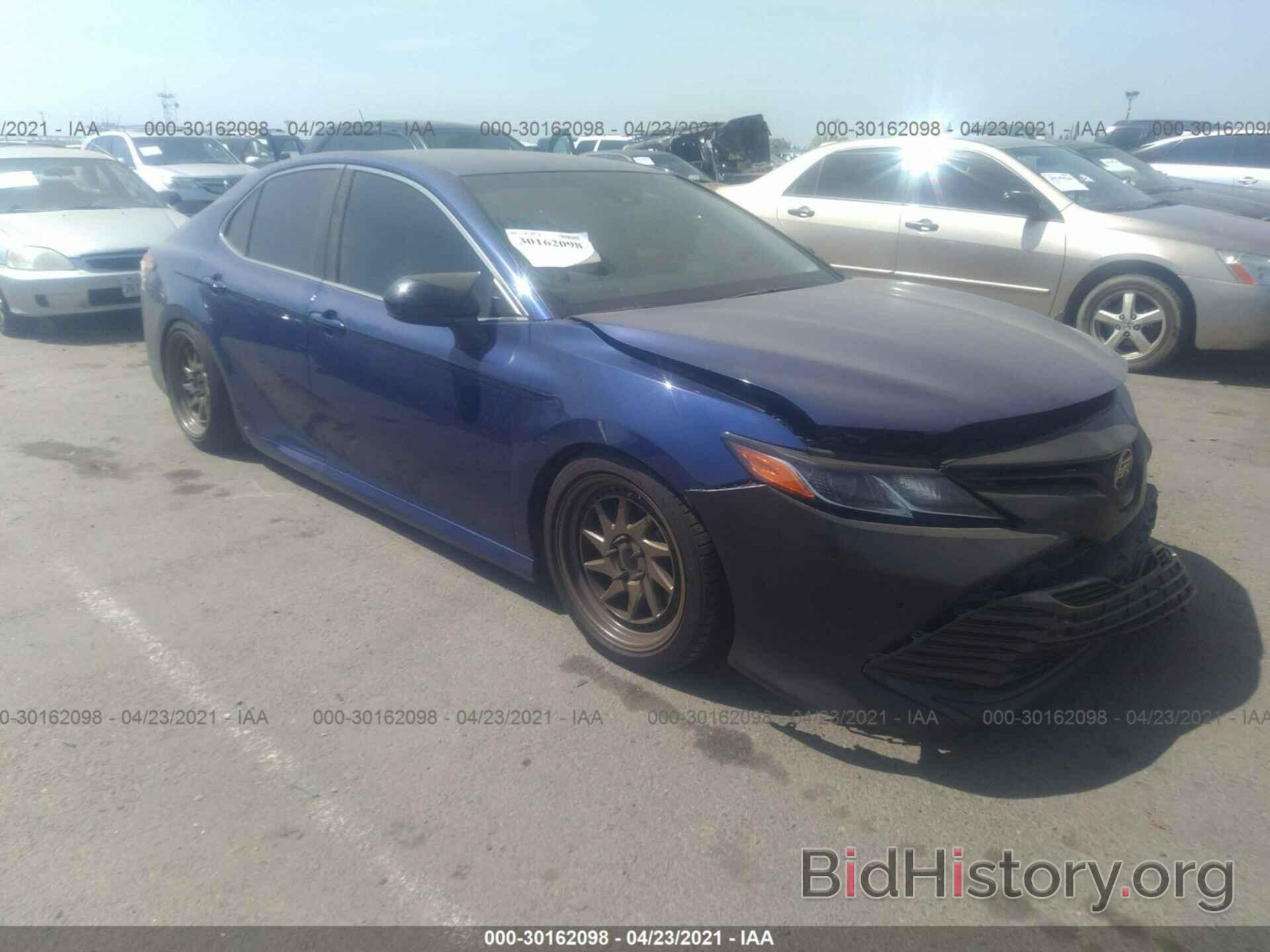 Photo JTNB11HK3J3056897 - TOYOTA CAMRY 2018