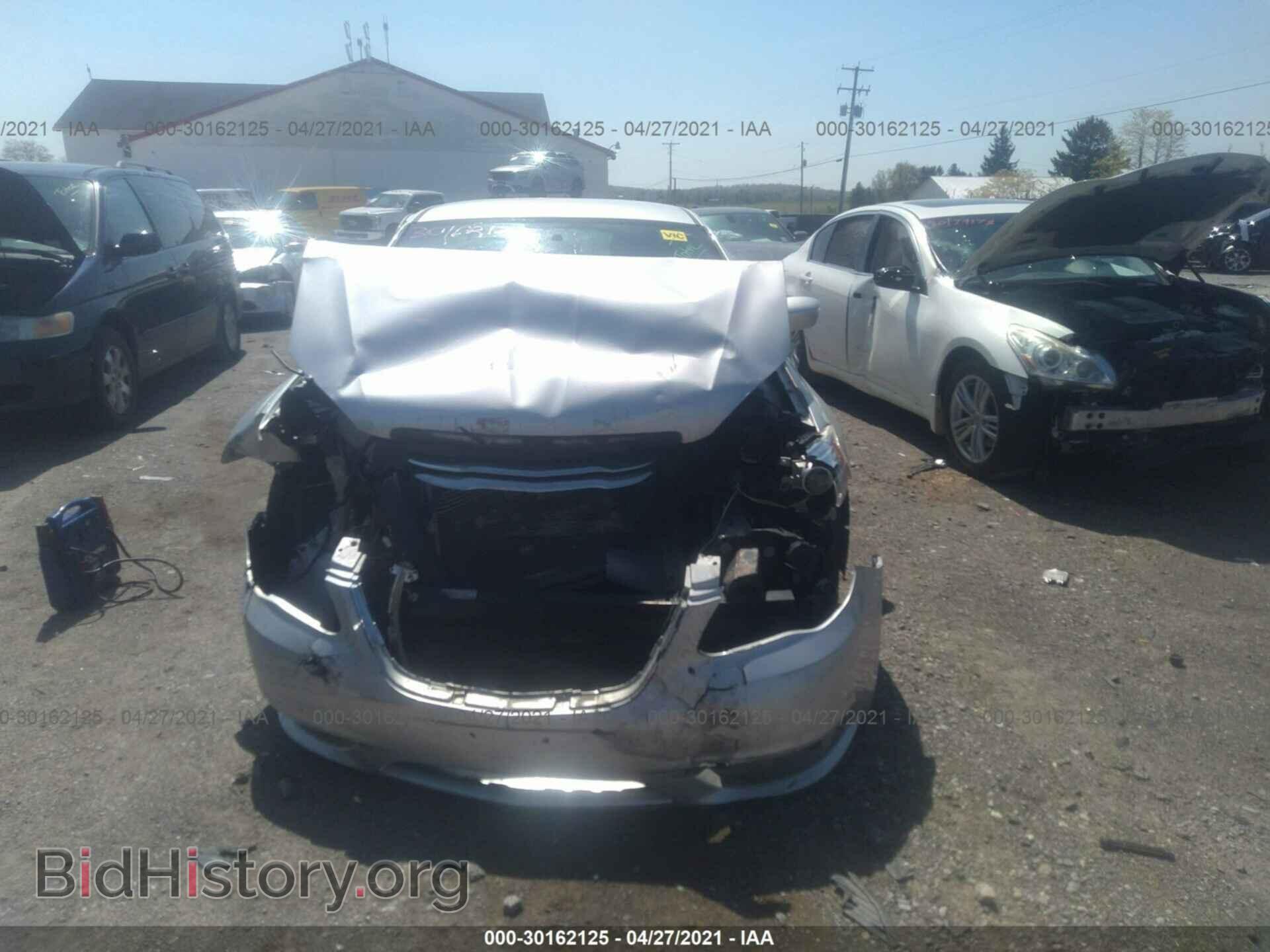 2012 CHRYSLER 200 - VIN: 1C3CCBAB3CN246679 - Фото 6