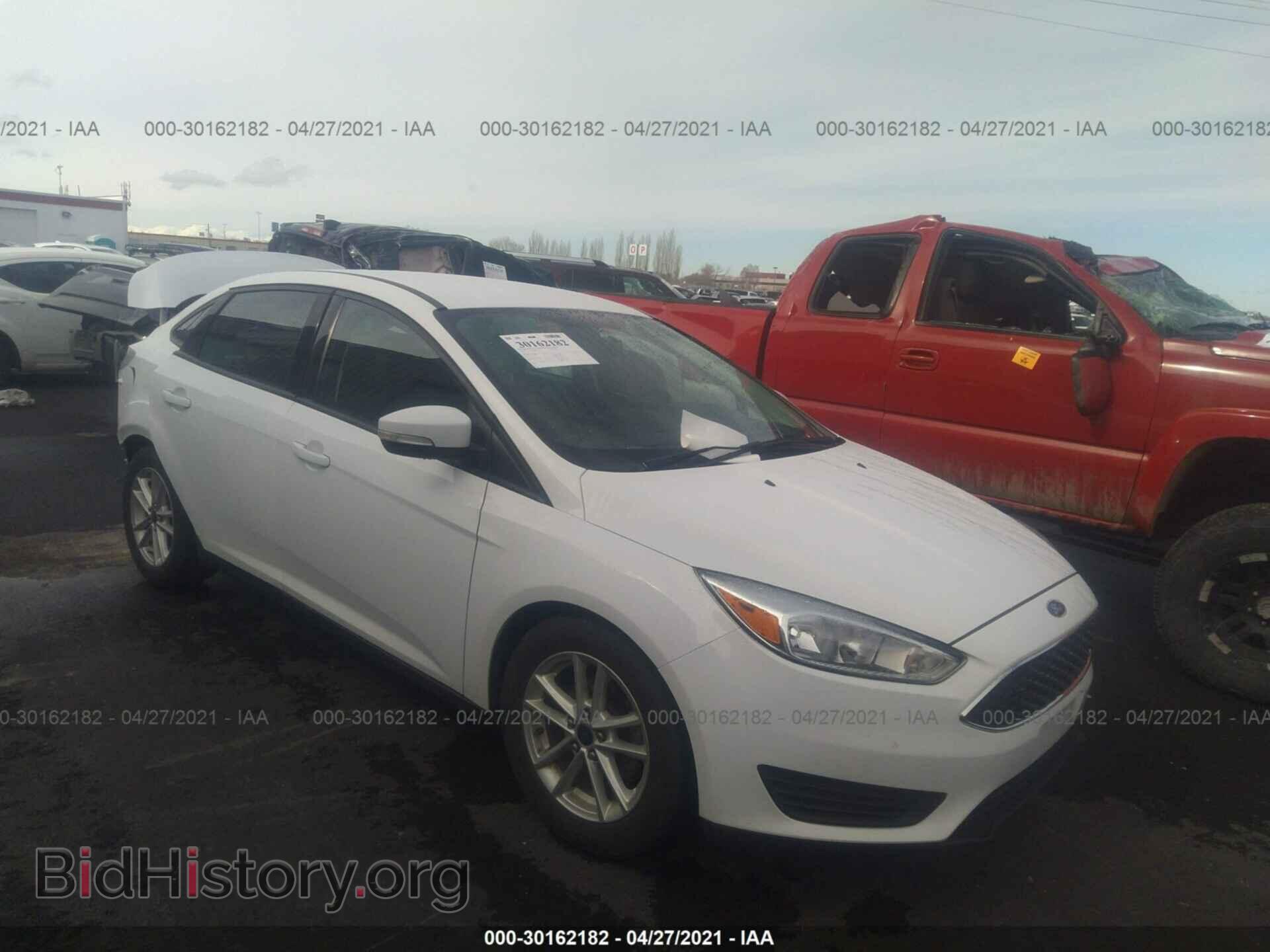 Фотография 1FADP3F2XFL276139 - FORD FOCUS 2015