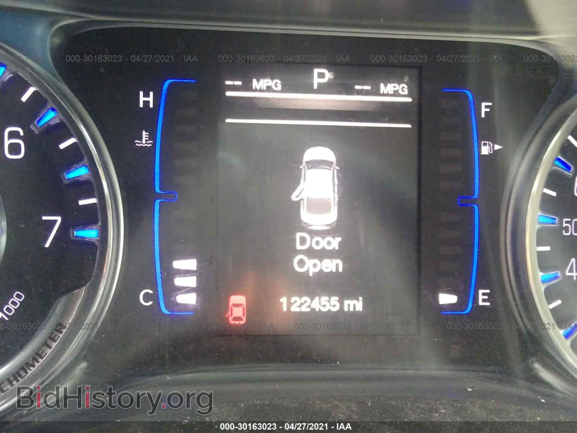 2015 CHRYSLER 200 - VIN: 1C3CCCAB8FN692997 - Фото 7