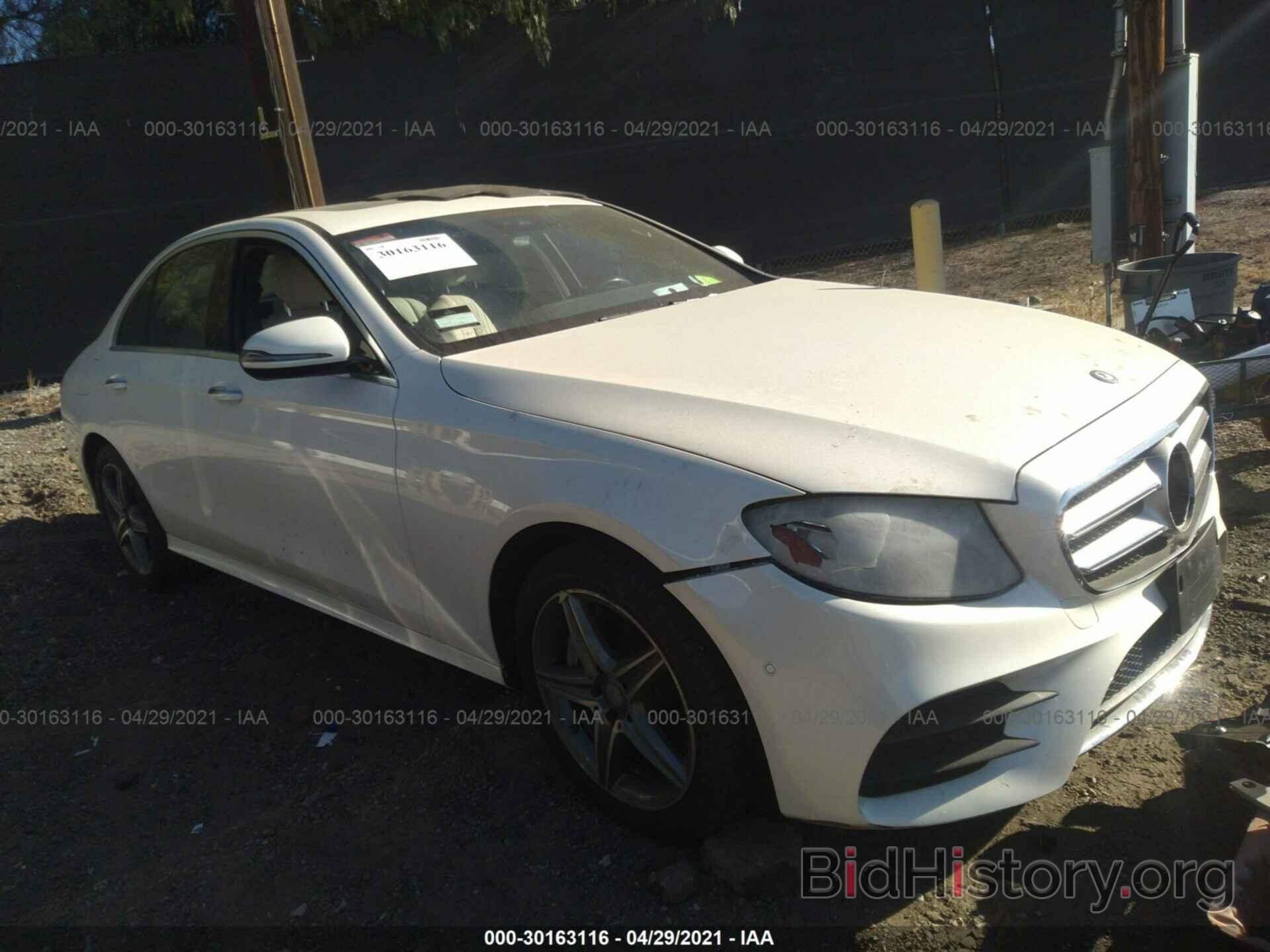 Photo WDDZF4JB3HA213002 - MERCEDES-BENZ E-CLASS 2017