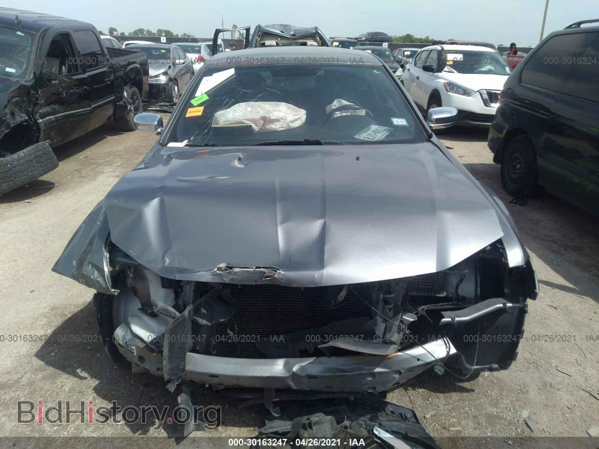 2011 CHRYSLER 300 - VIN: 2C3CA5CG0BH580062 - Фото 6