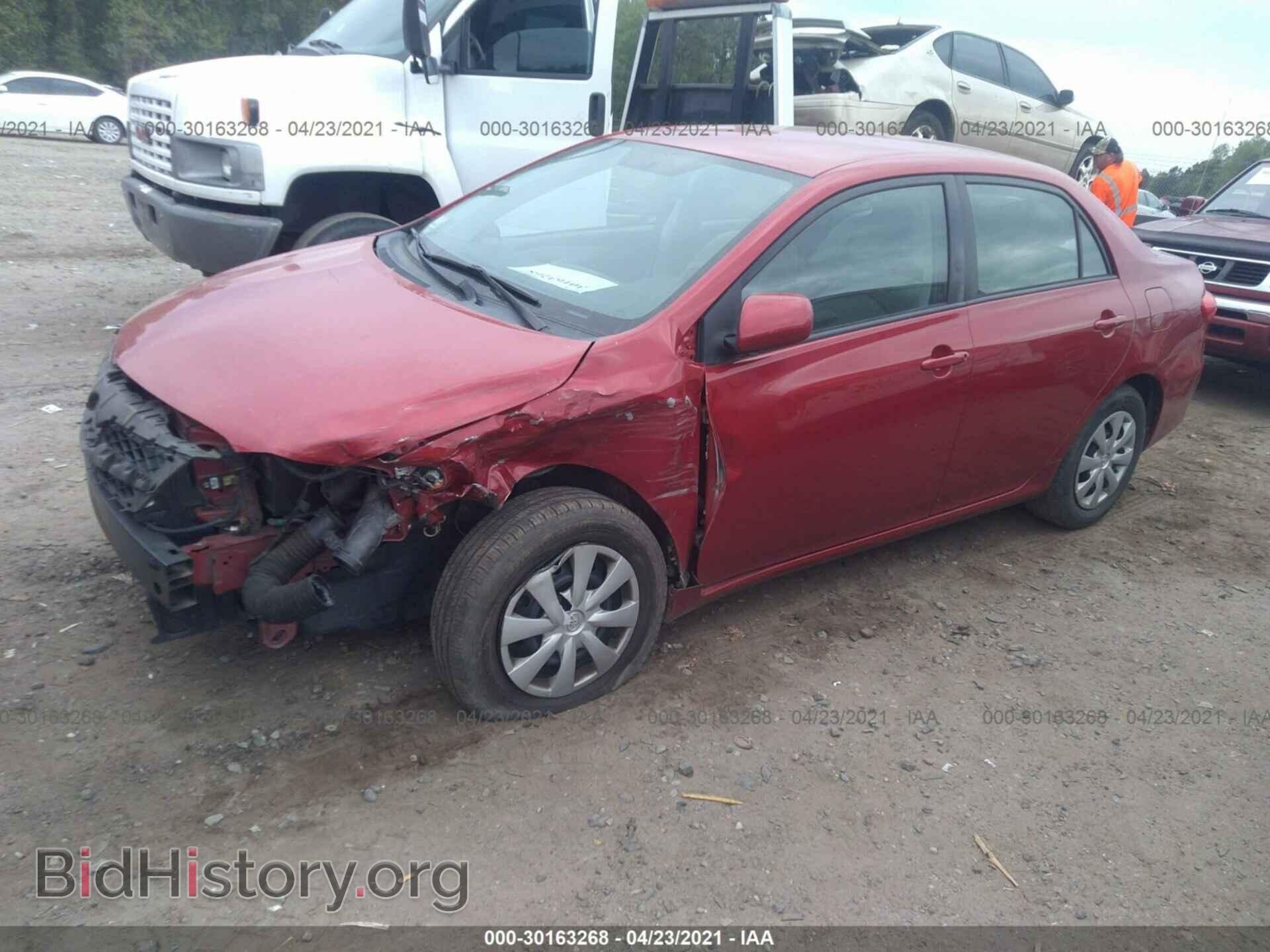 2011 TOYOTA COROLLA - VIN: 2T1BU4EEXBC631369 - Photo 2