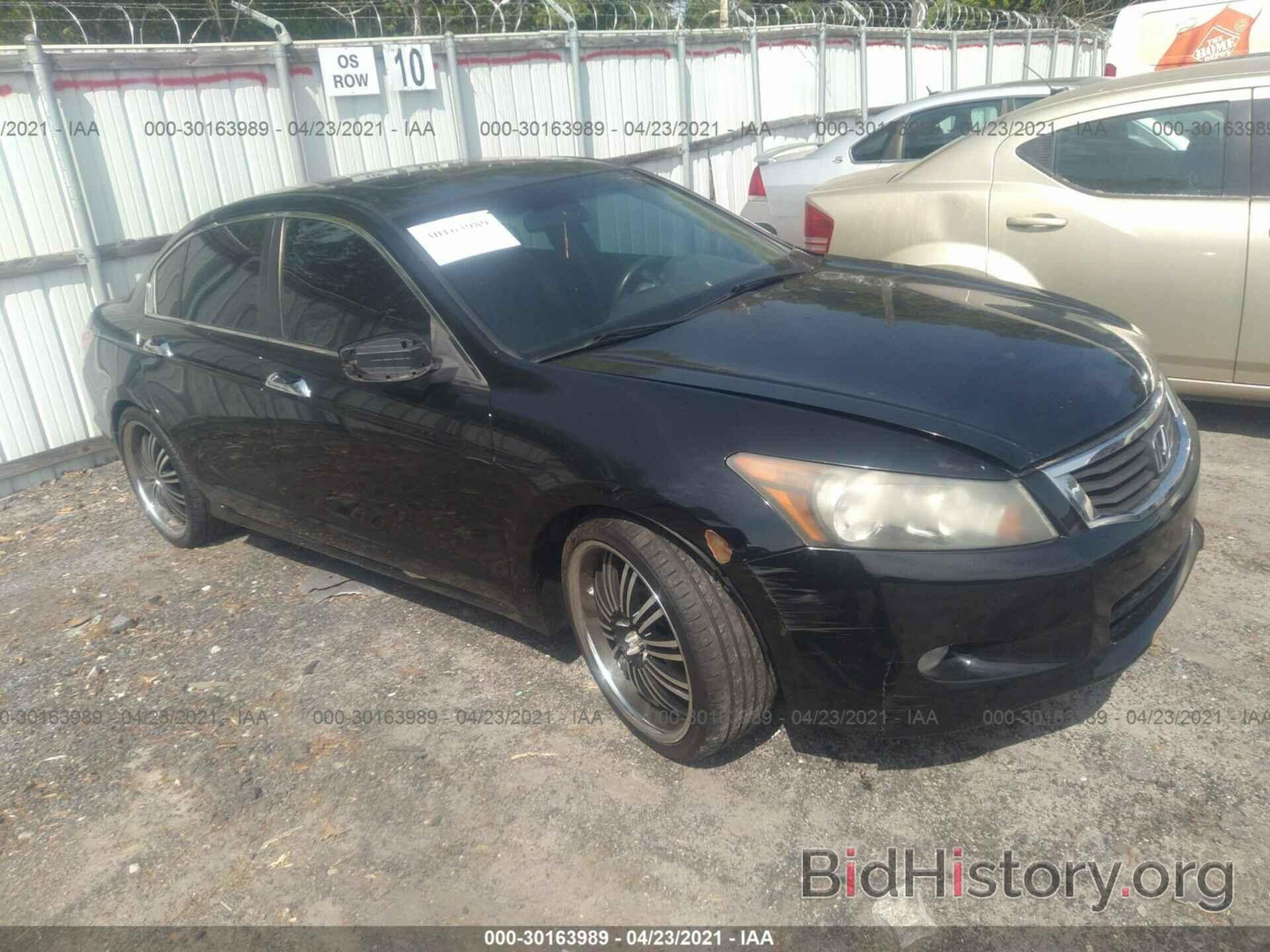 Photo 1HGCP3F85AA014609 - HONDA ACCORD SDN 2010