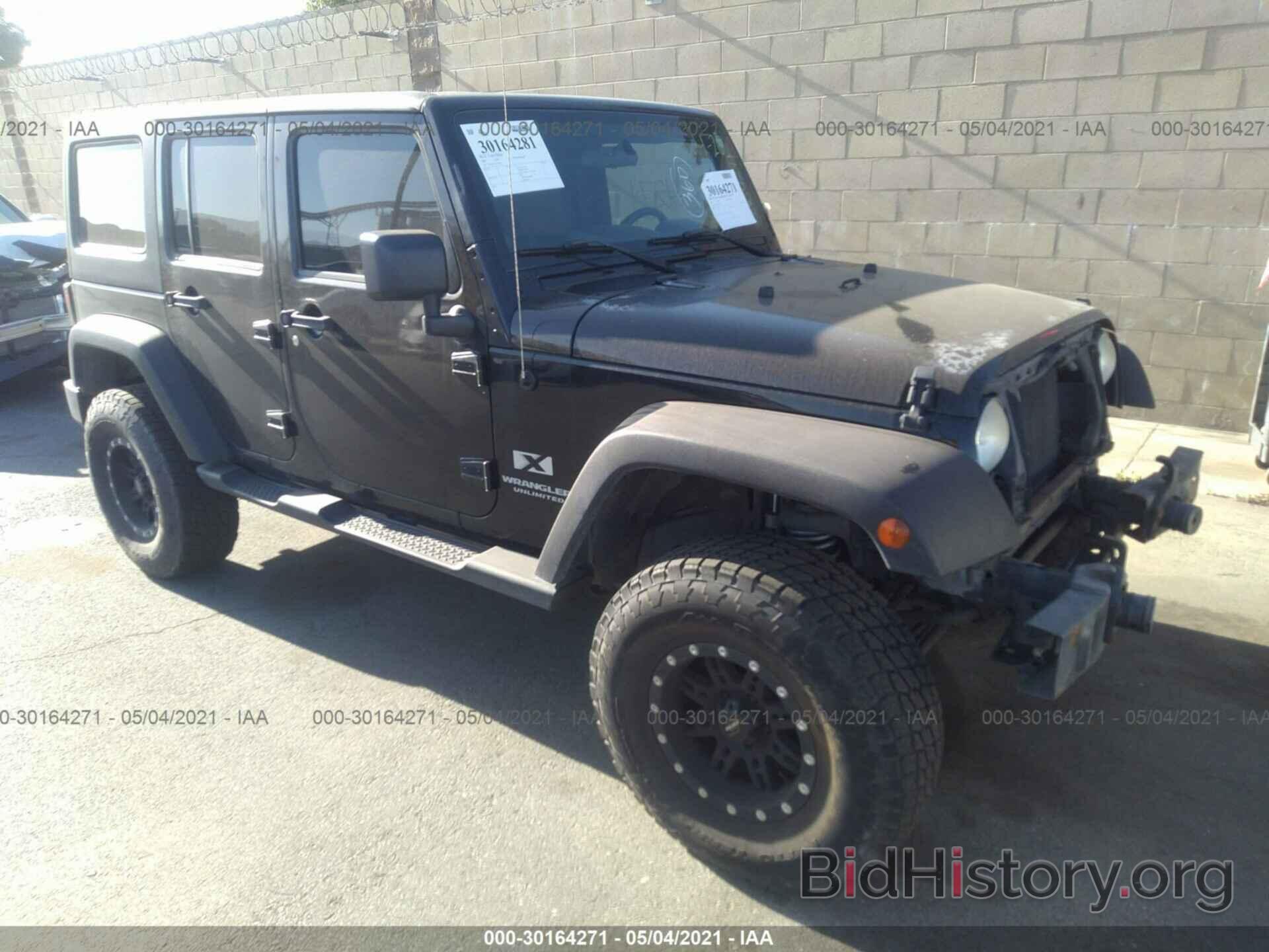 Фотография 1J4GA39167L165613 - JEEP WRANGLER 2007