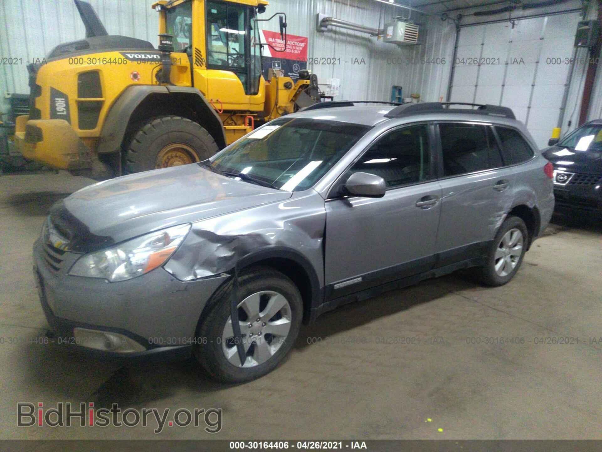 2011 SUBARU OUTBACK - VIN: 4S4BRCCC8B3405963 - Photo 2