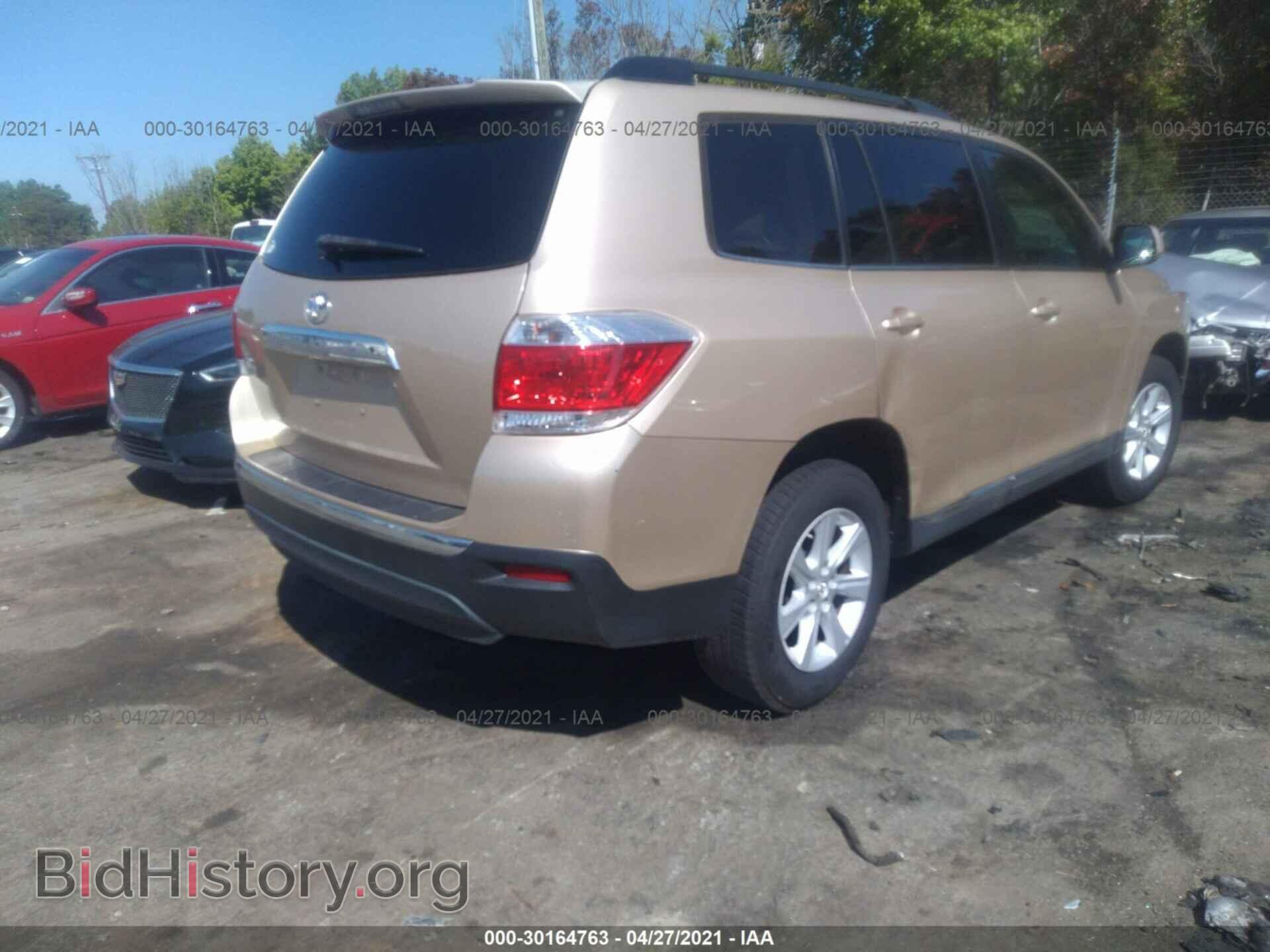 2012 TOYOTA HIGHLANDER - VIN: 5TDZA3EH5CS017253 - Фото 4