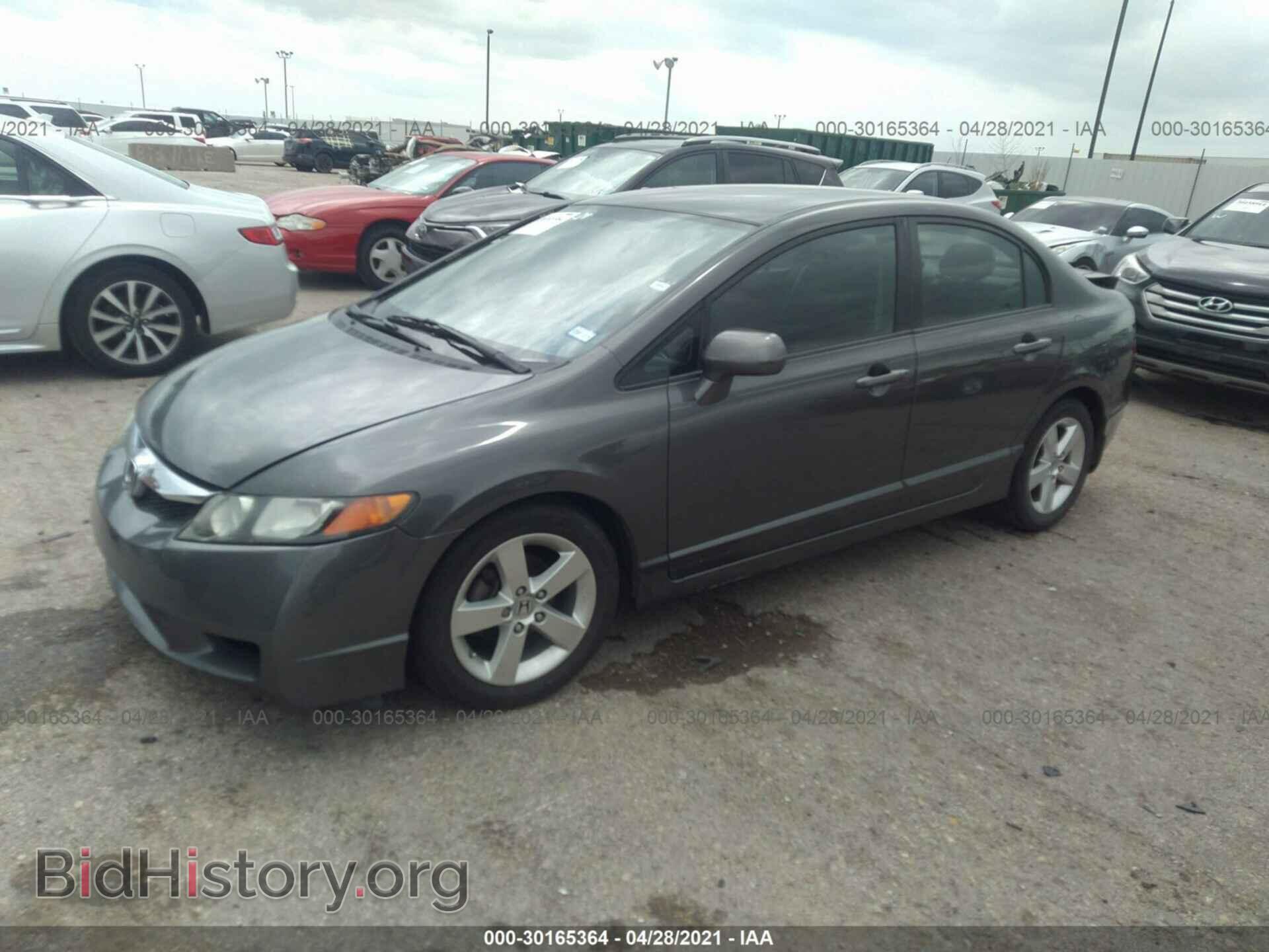 2011 HONDA CIVIC SDN - VIN: 2HGFA1F66BH502889 - Фото 2