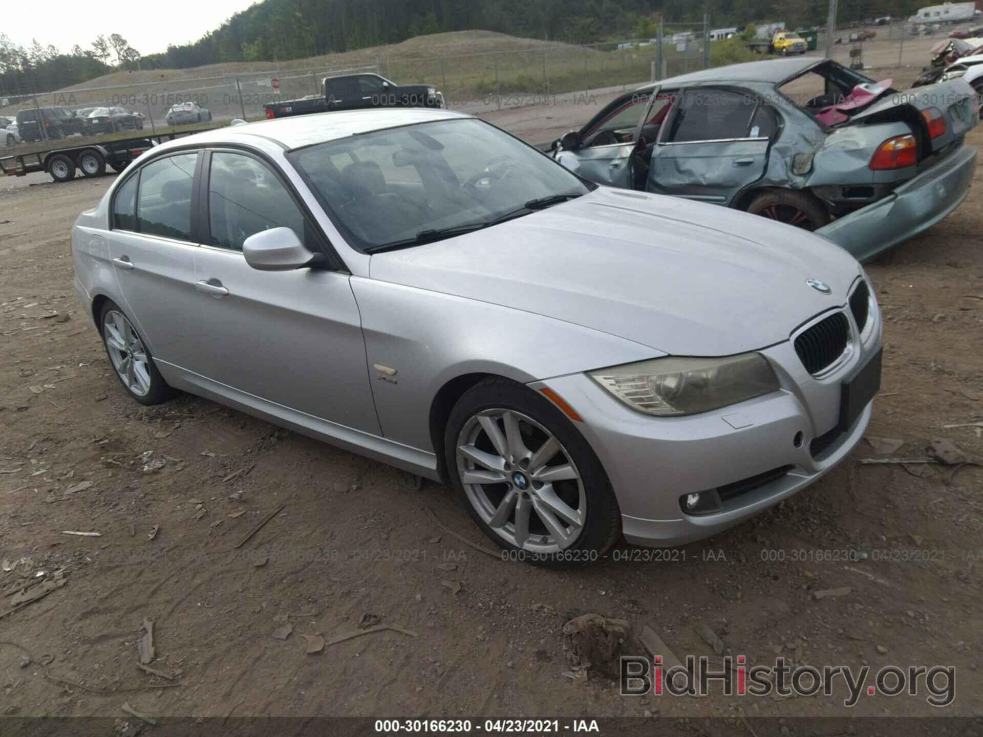 Photo WBAPK7C52BA818123 - BMW 3 SERIES 2011
