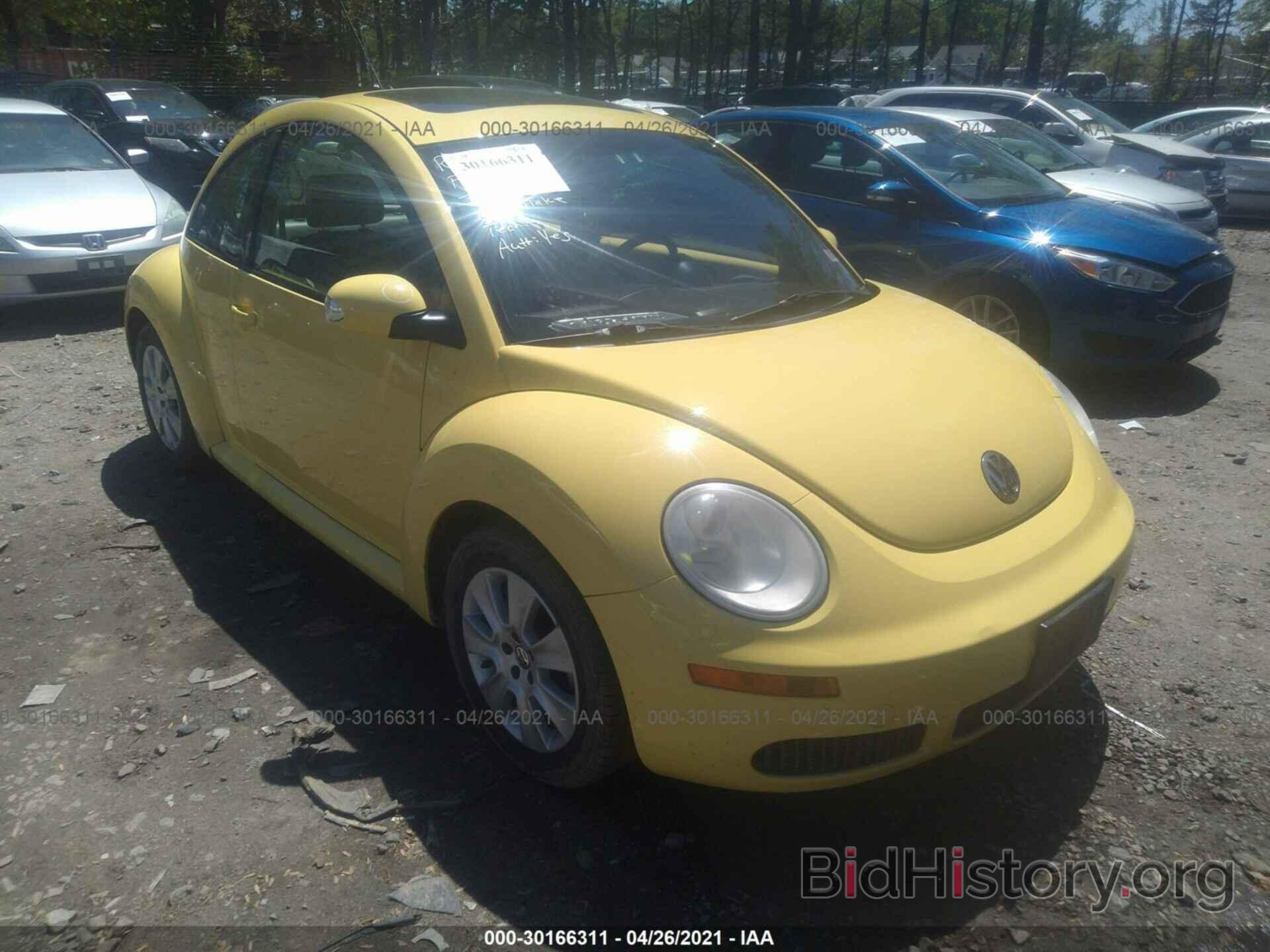 Photo 3VWRW31C69M514281 - VOLKSWAGEN NEW BEETLE COUPE 2009