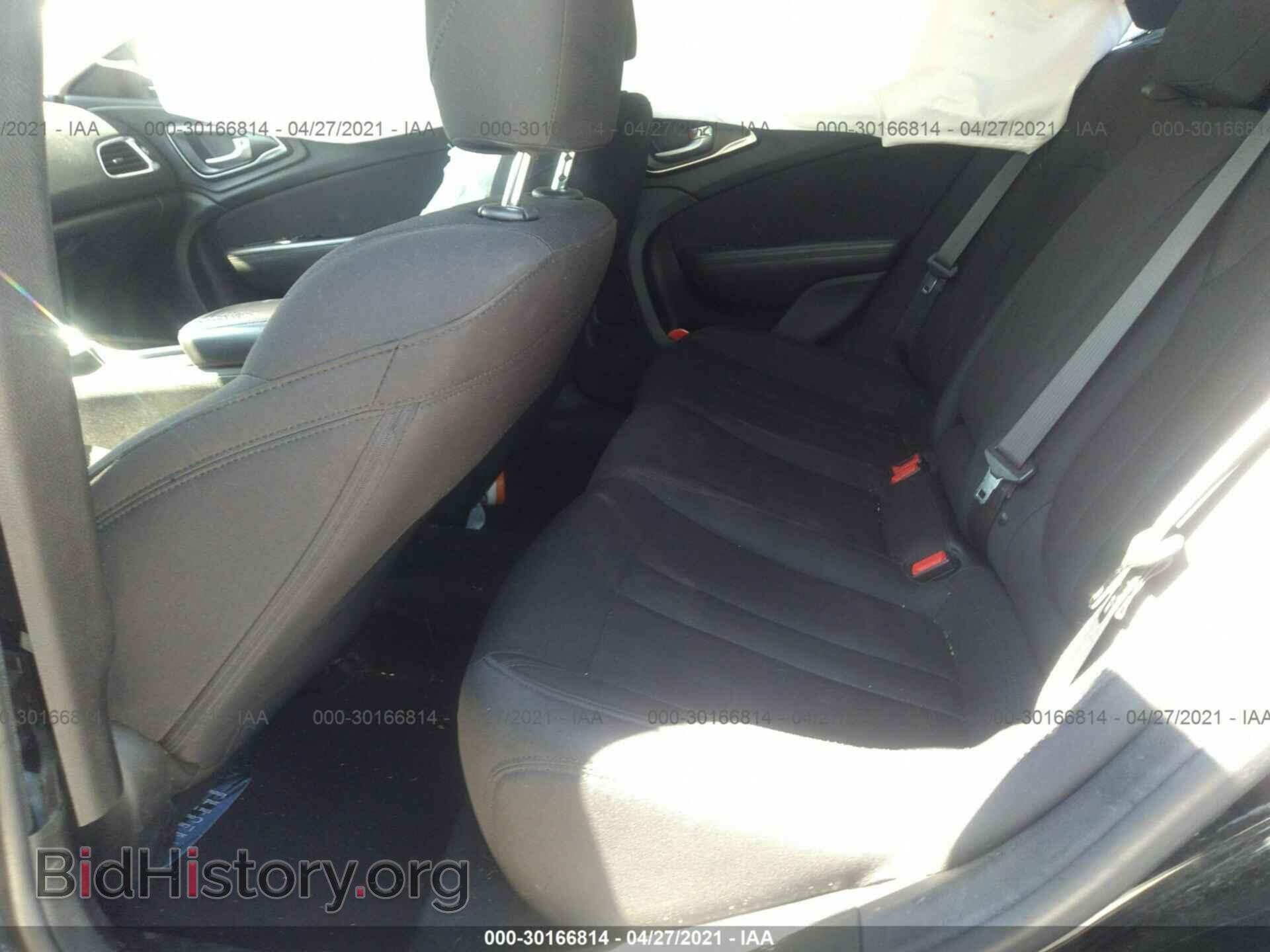 2015 CHRYSLER 200 - VIN: 1C3CCCAB3FN667960 - Фото 8