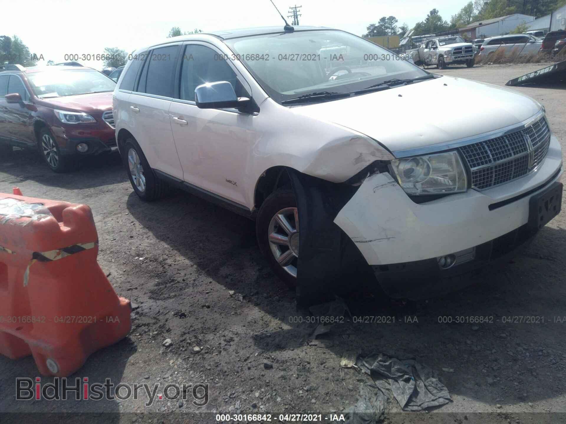 Фотография 2LMDU88CX7BJ30850 - LINCOLN MKX 2007