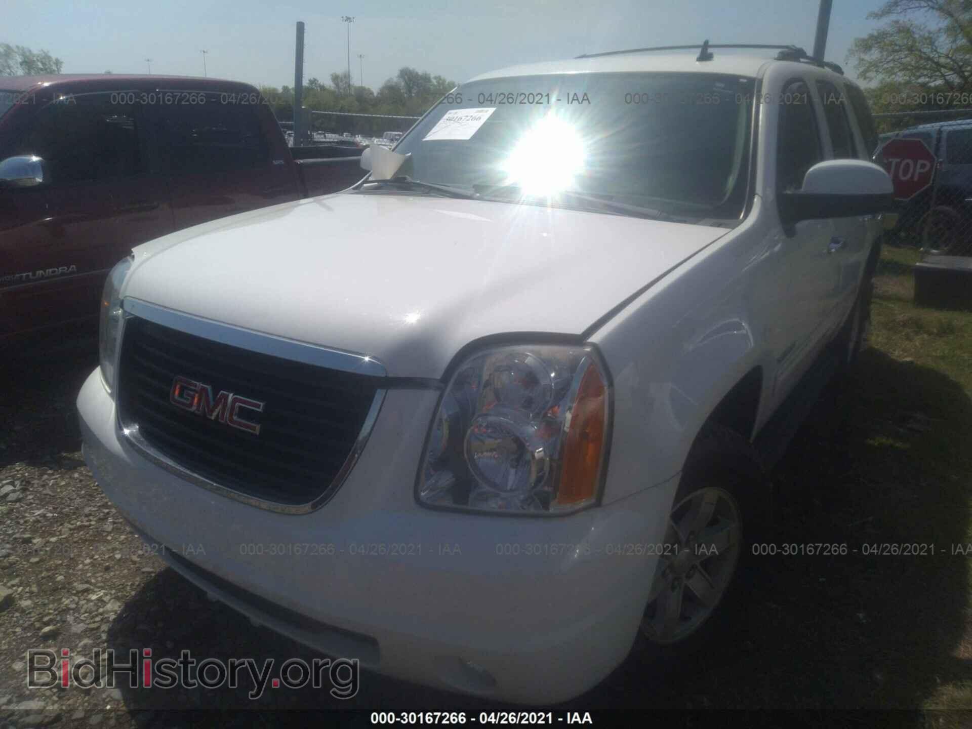 2013 GMC YUKON - VIN: 1GKS2CE09DR238626 - Фото 2