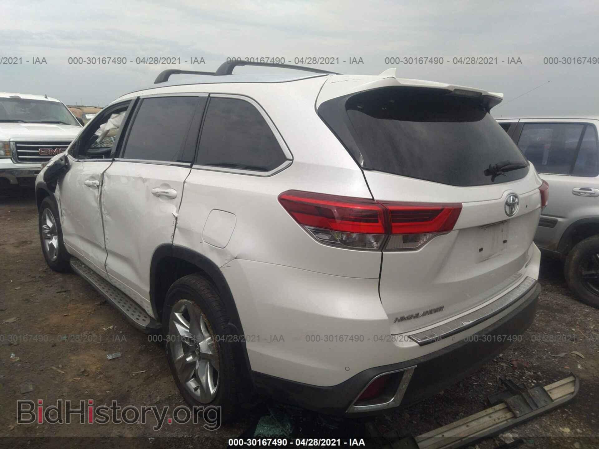 2017 TOYOTA HIGHLANDER - VIN: 5TDYZRFH1HS223473 - Фото 3