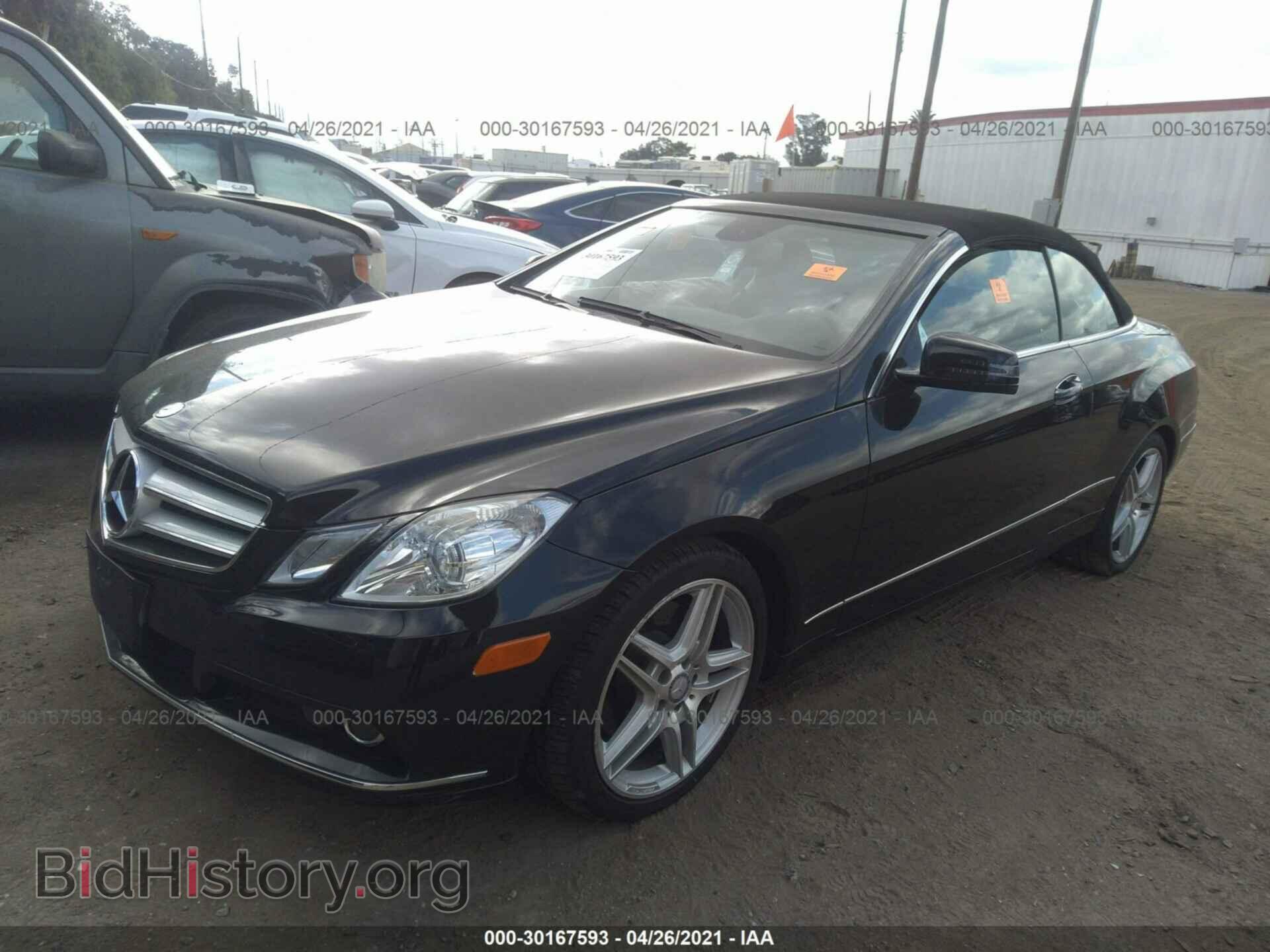 2011 MERCEDES-BENZ E-CLASS - VIN: WDDKK5GF3BF046275 - Фото 2